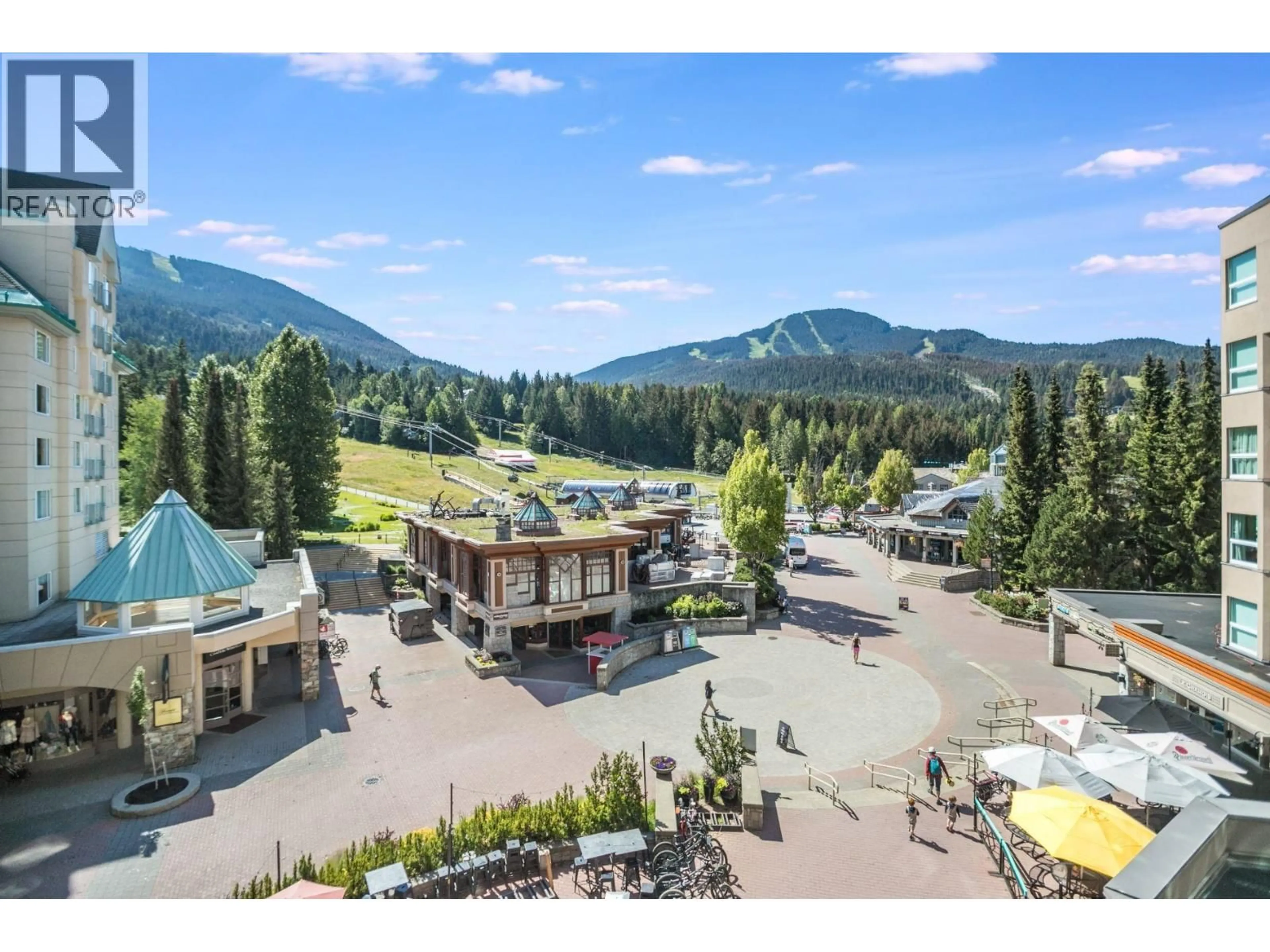 A pic from outside/outdoor area/front of a property/back of a property/a pic from drone, mountain view for 417 - 4557 BLACKCOMB WAY, Whistler British Columbia V8E0Y2