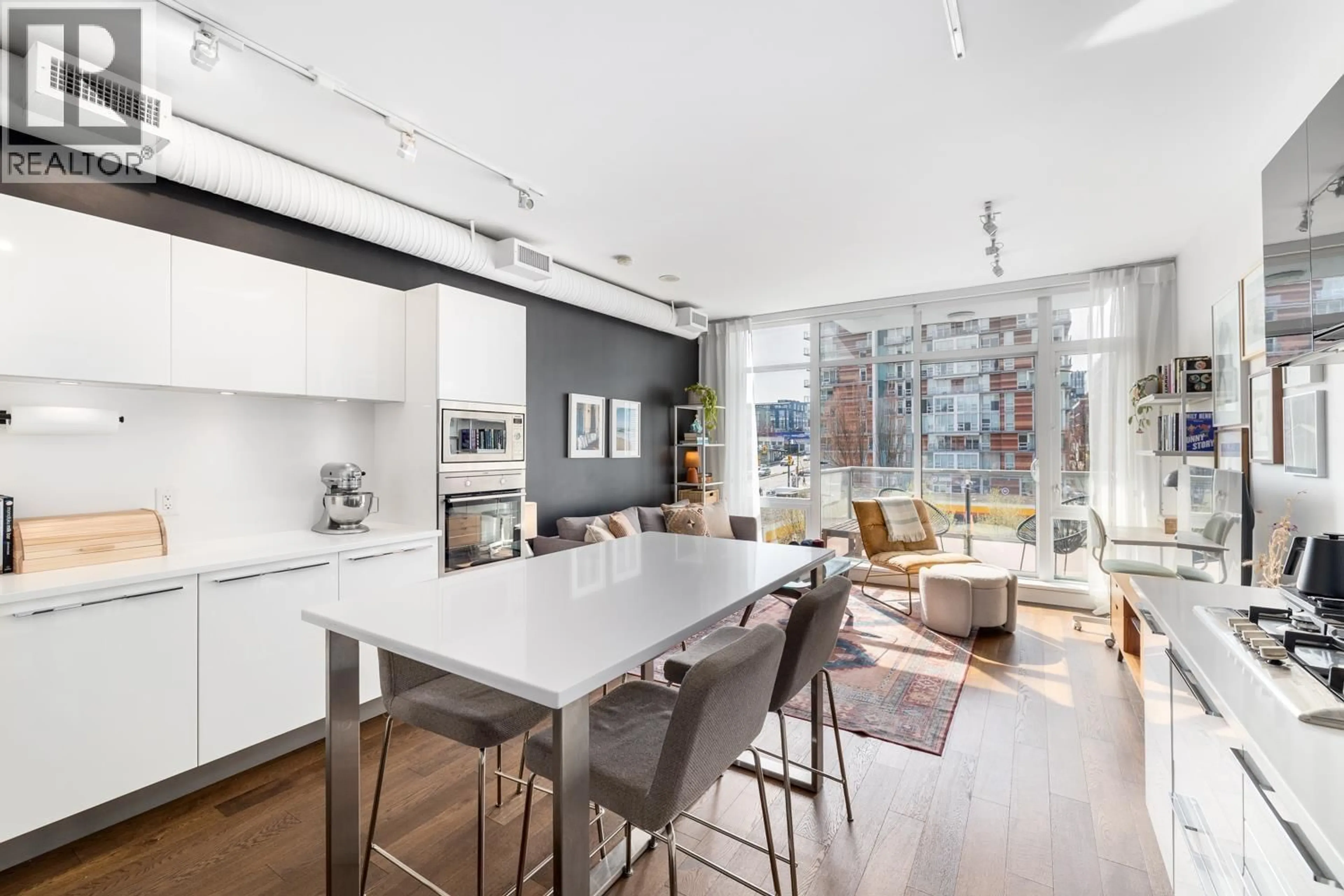 Open concept kitchen, unknown for 518 - 108 1ST AVENUE, Vancouver British Columbia V5T0E4