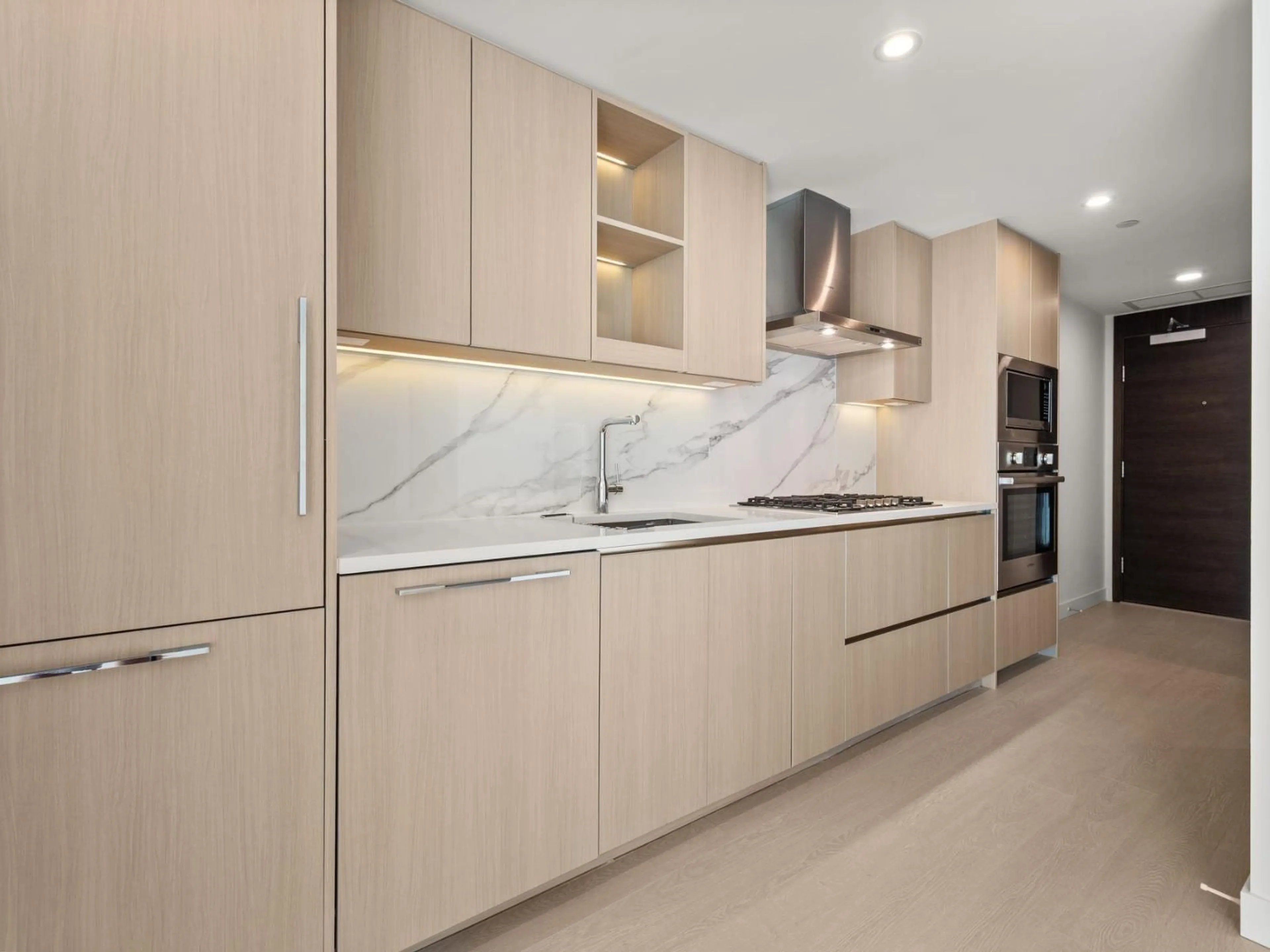 Contemporary kitchen, unknown for 2907 - 13778 100, Surrey British Columbia V3T0V3
