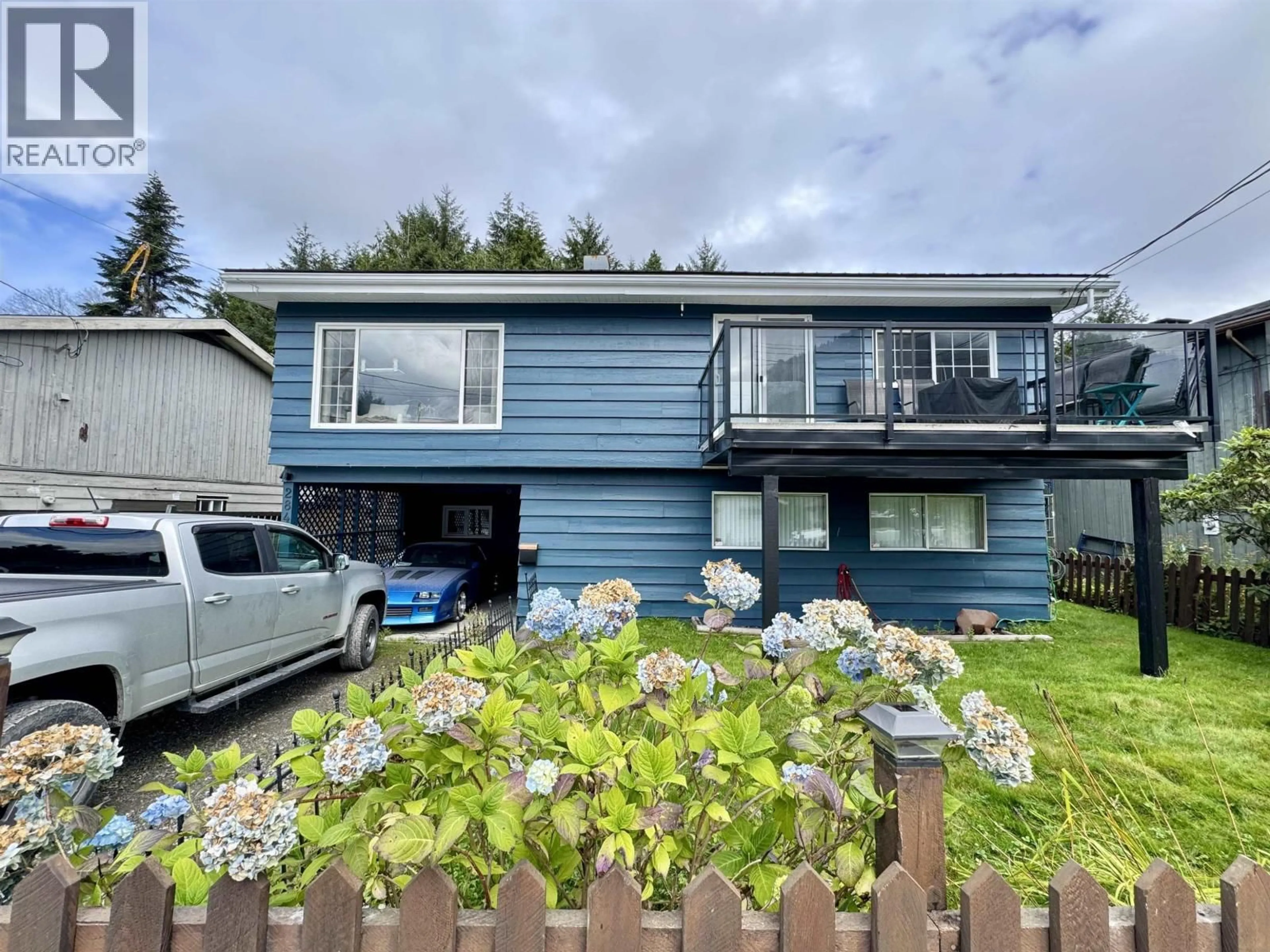 A pic from outside/outdoor area/front of a property/back of a property/a pic from drone, street for 284 CRESTVIEW DRIVE, Prince Rupert British Columbia V8J2Z7