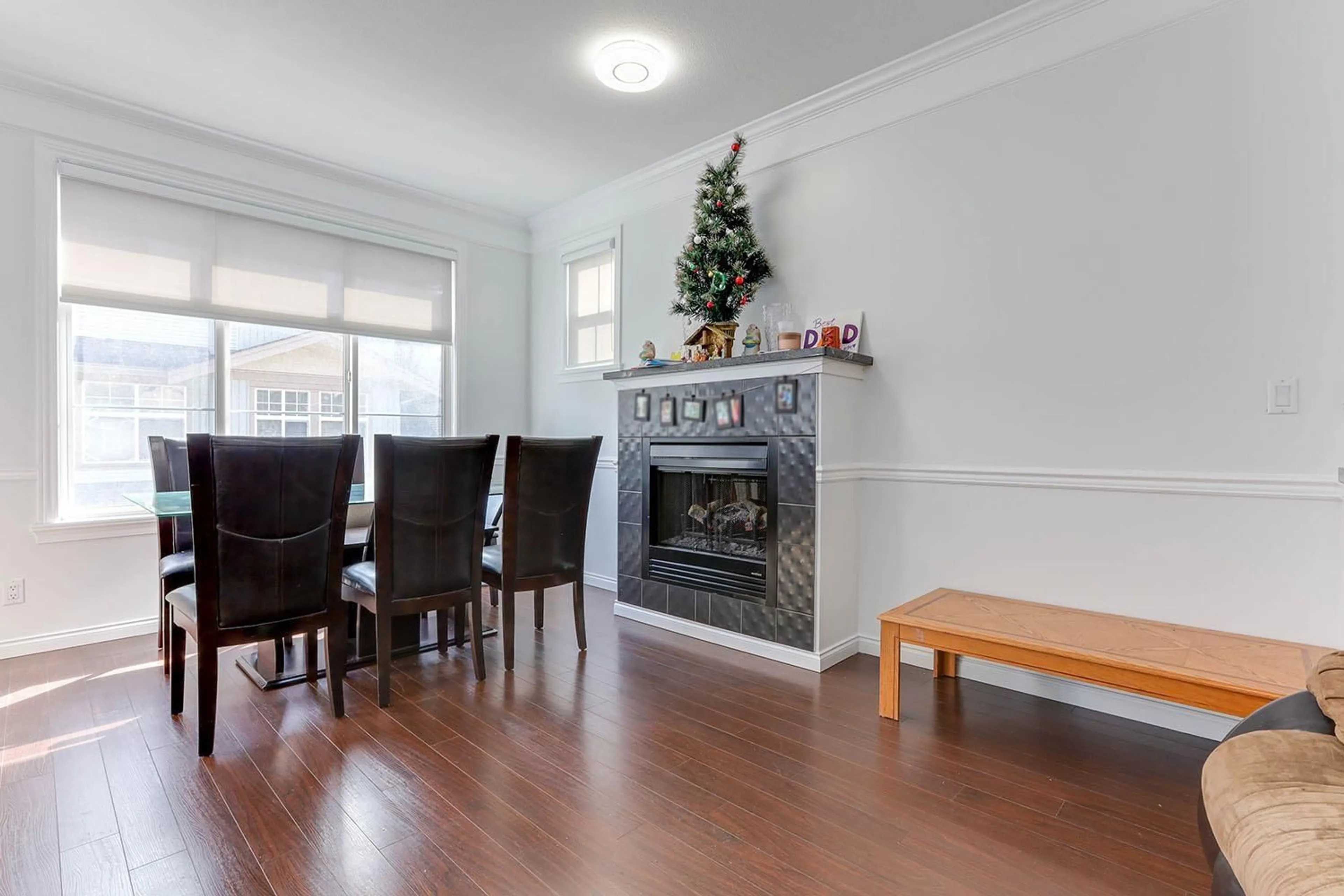 Dining room, wood/laminate floor for 56 - 7518 138, Surrey British Columbia V3W1S1