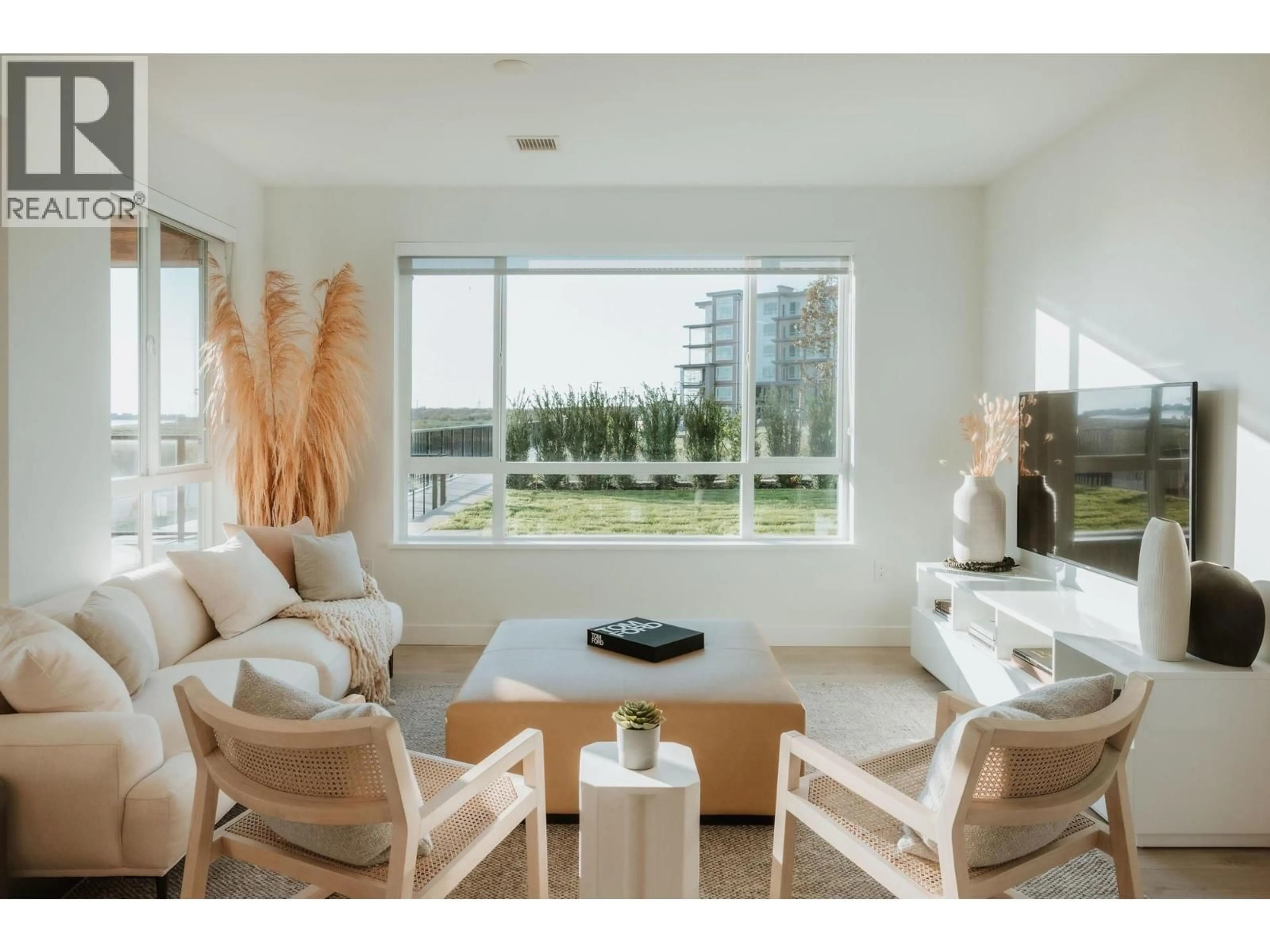 Living room with furniture, unknown for 108 - 2431 RABBIT DRIVE, Tsawwassen British Columbia V4M0G5