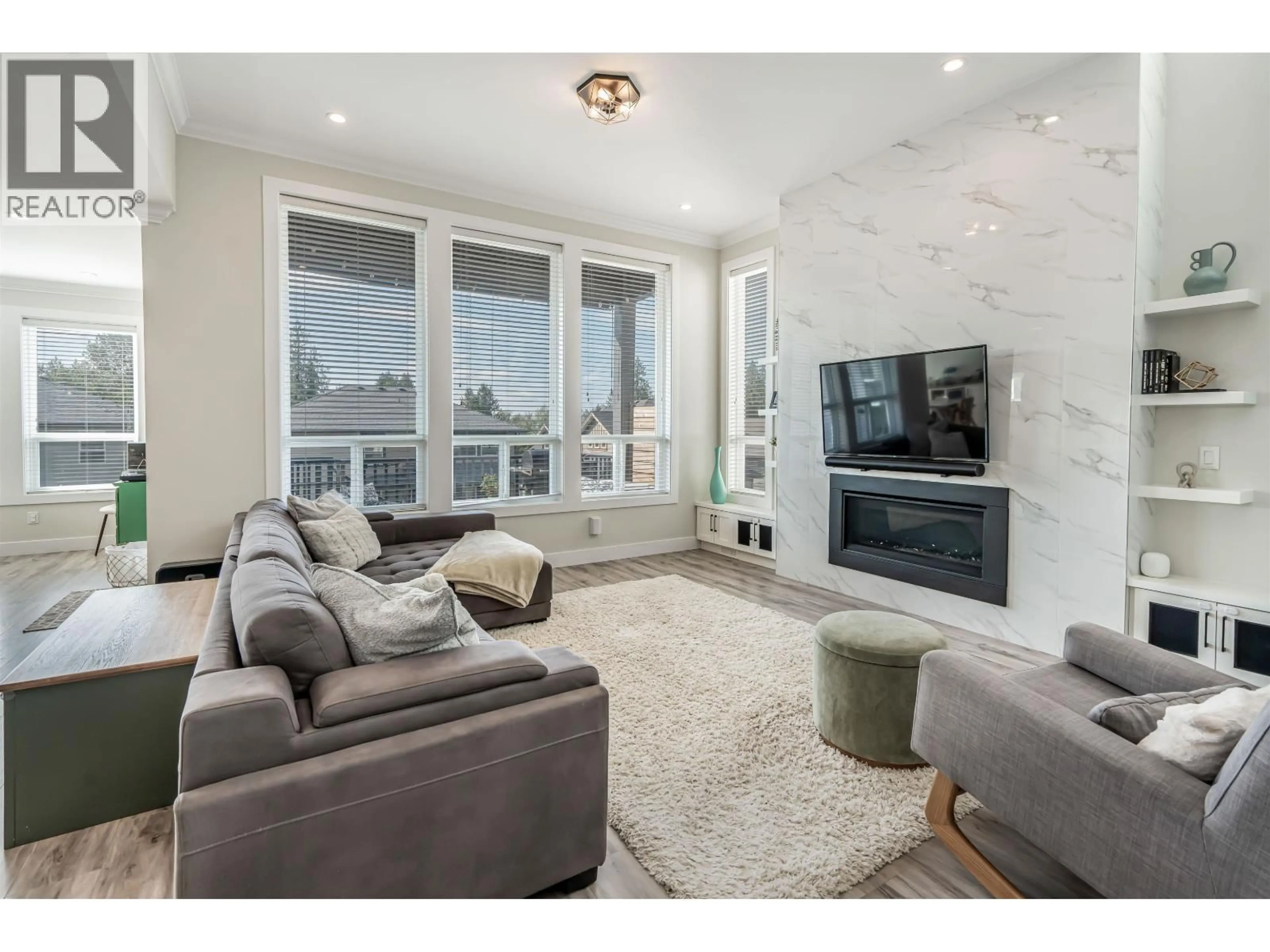 Living room with furniture, unknown for 10861 MORRISETTE PLACE, Maple Ridge British Columbia V2W1G8