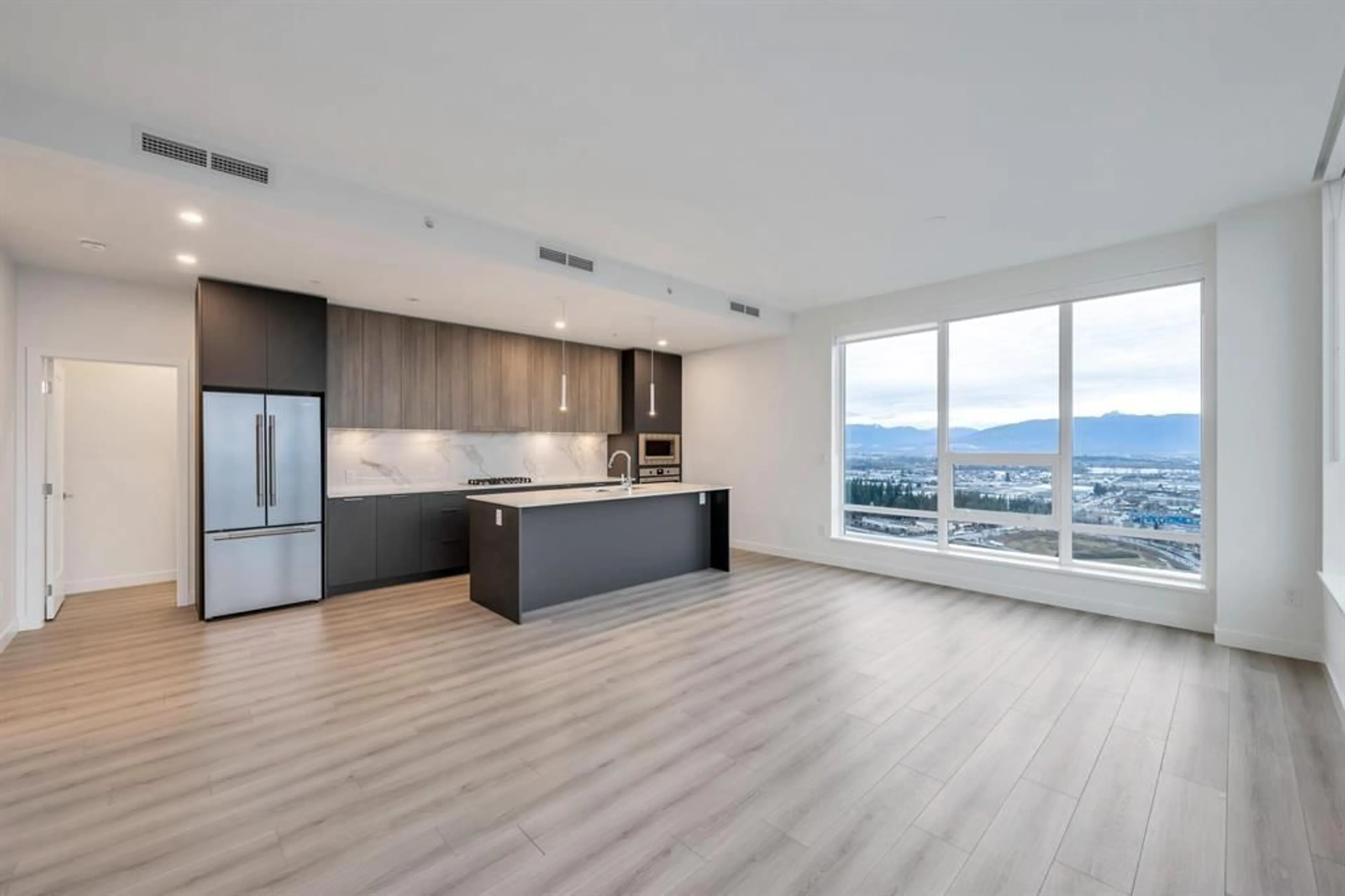 Open concept kitchen, unknown for 3306 - 8551 201, Langley British Columbia V2Y3Y4