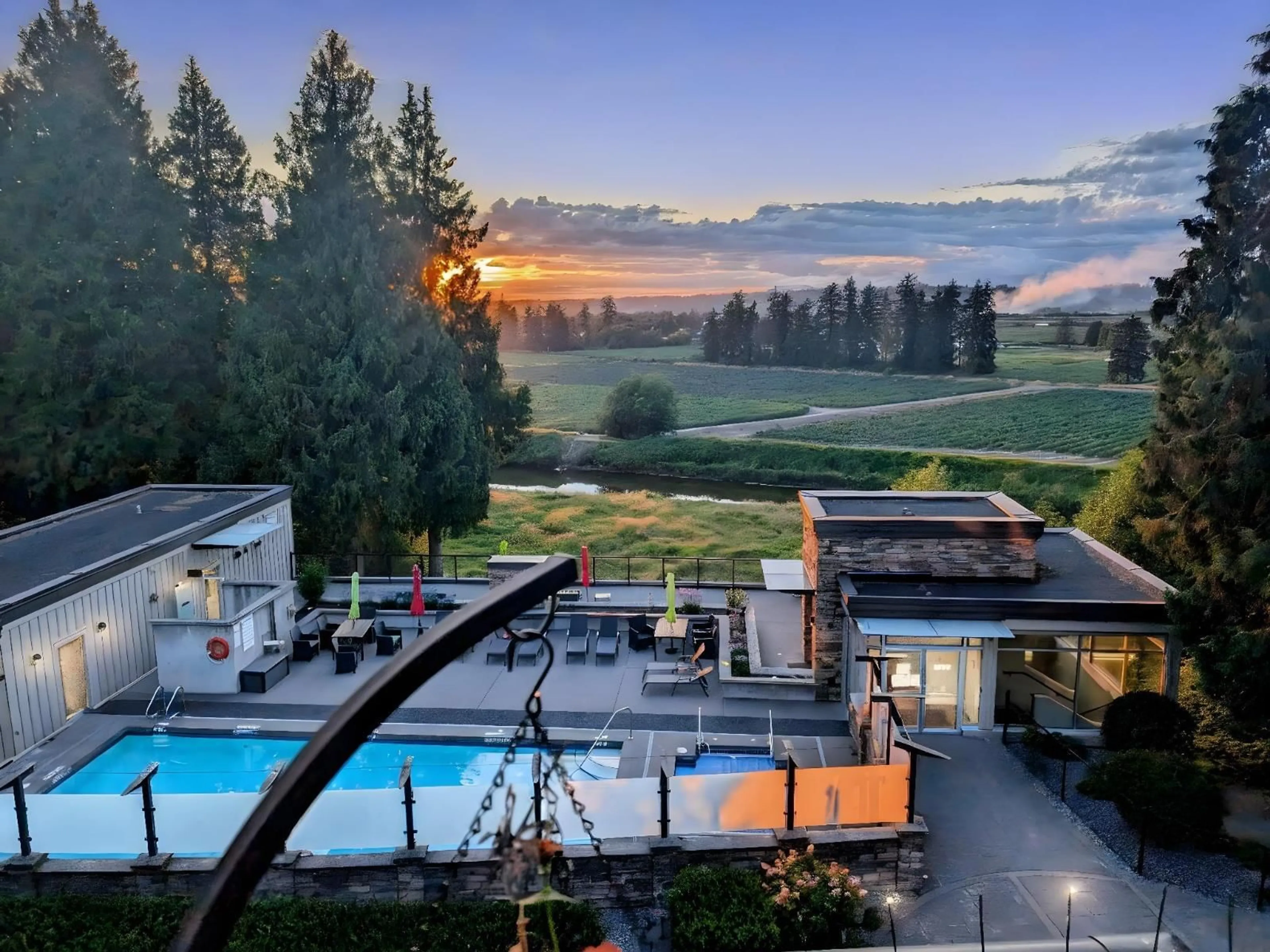 A pic from outside/outdoor area/front of a property/back of a property/a pic from drone, mountain view for 304 - 15155 36, Surrey British Columbia V3Z4R3