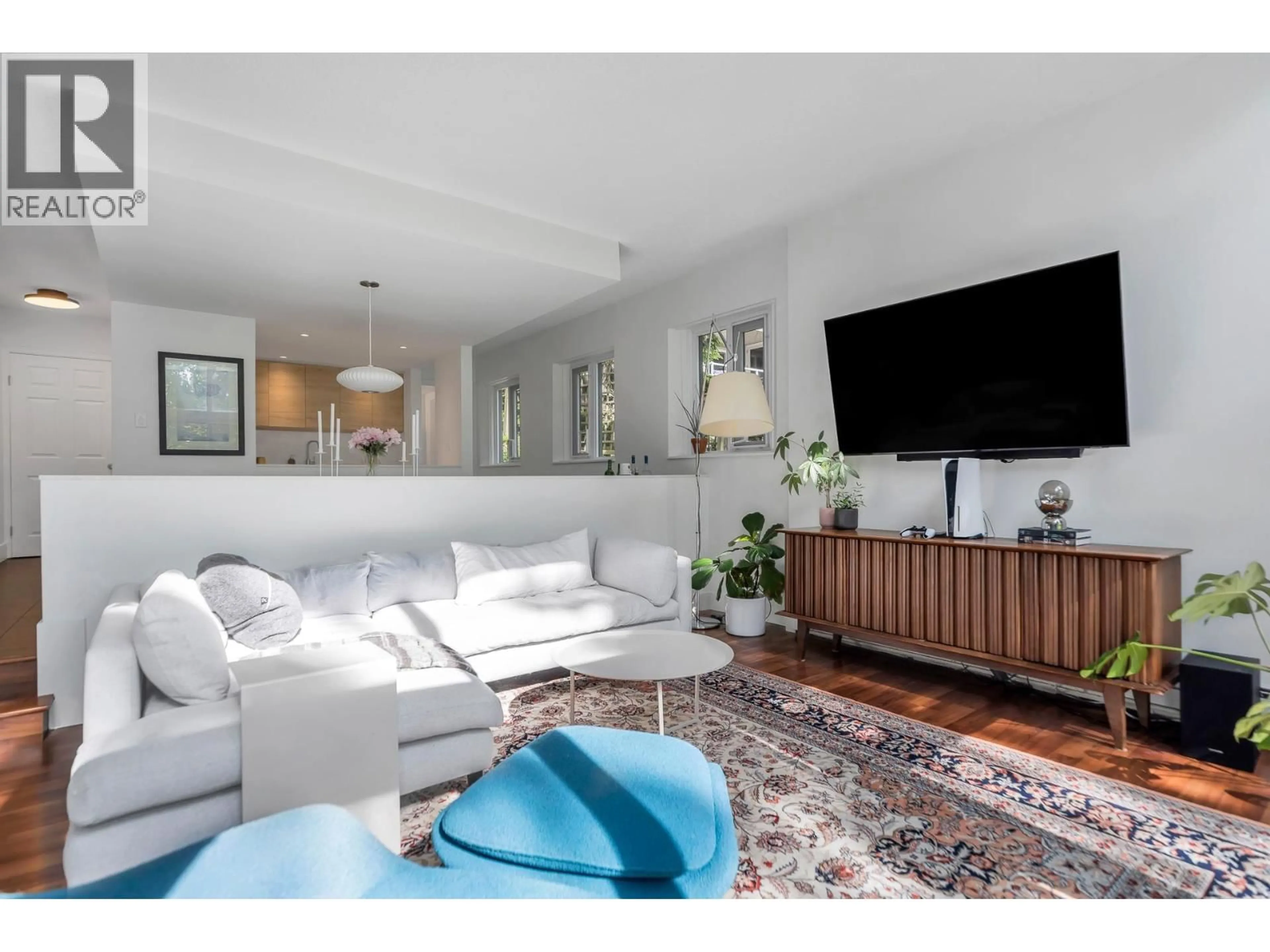 Living room with furniture, unknown for 111 - 1350 VIEW CRESCENT, Delta British Columbia V4L2K3