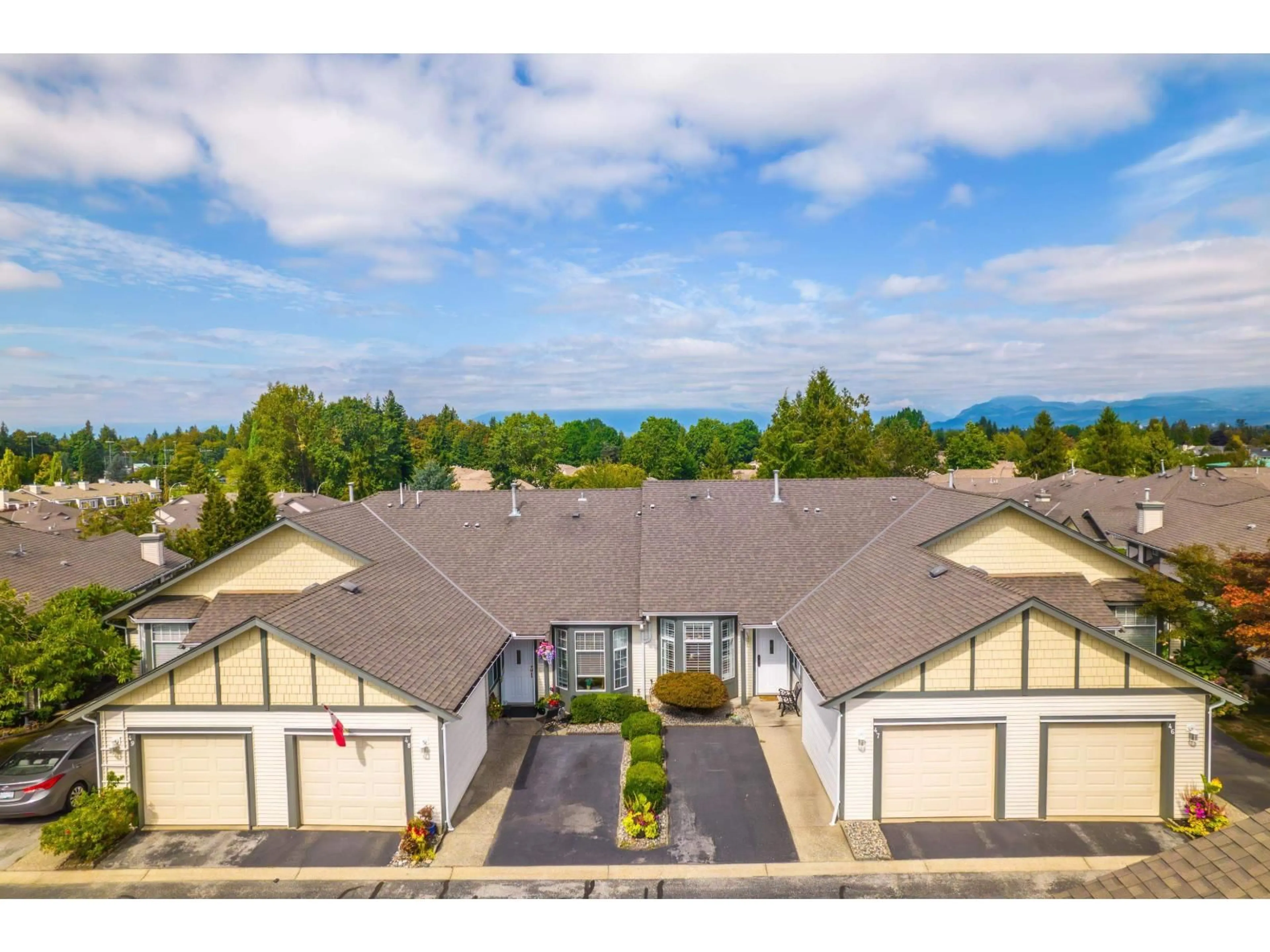 A pic from outside/outdoor area/front of a property/back of a property/a pic from drone, mountain view for 47 - 9012 WALNUT GROVE, Langley British Columbia V1M2K3