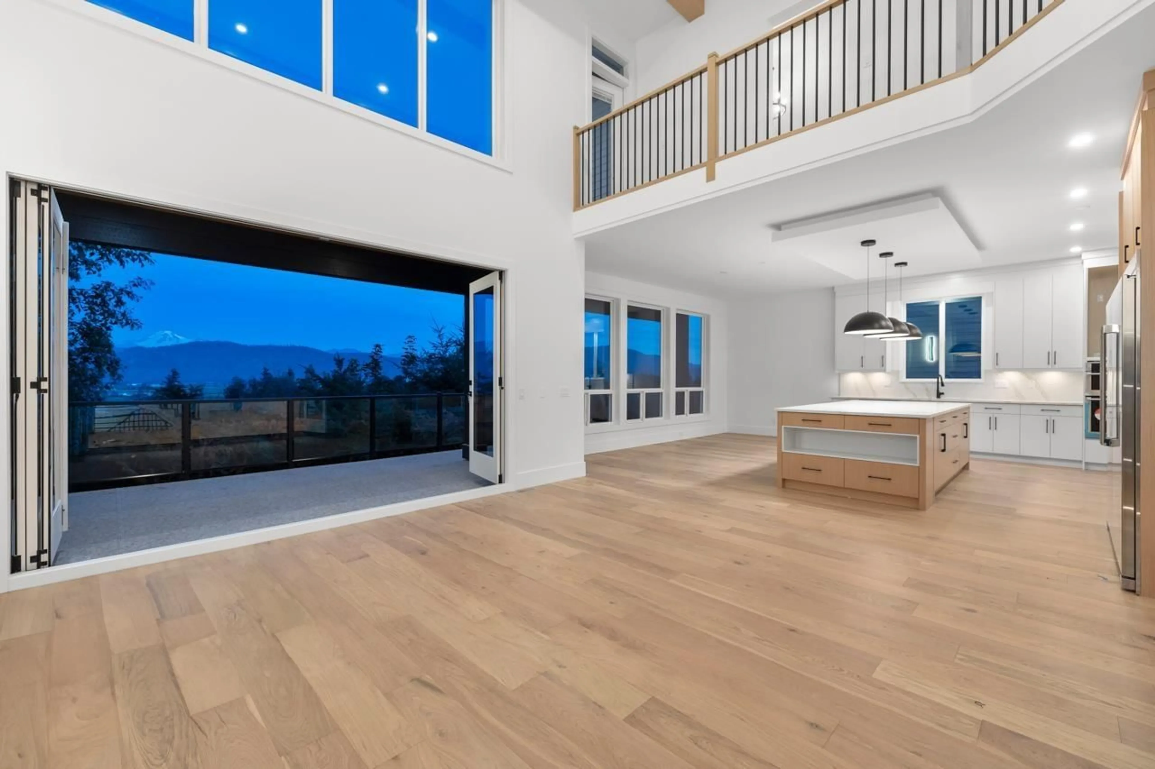 Unknown for 36074 SOUTHRIDGE, Abbotsford British Columbia V3G1E2