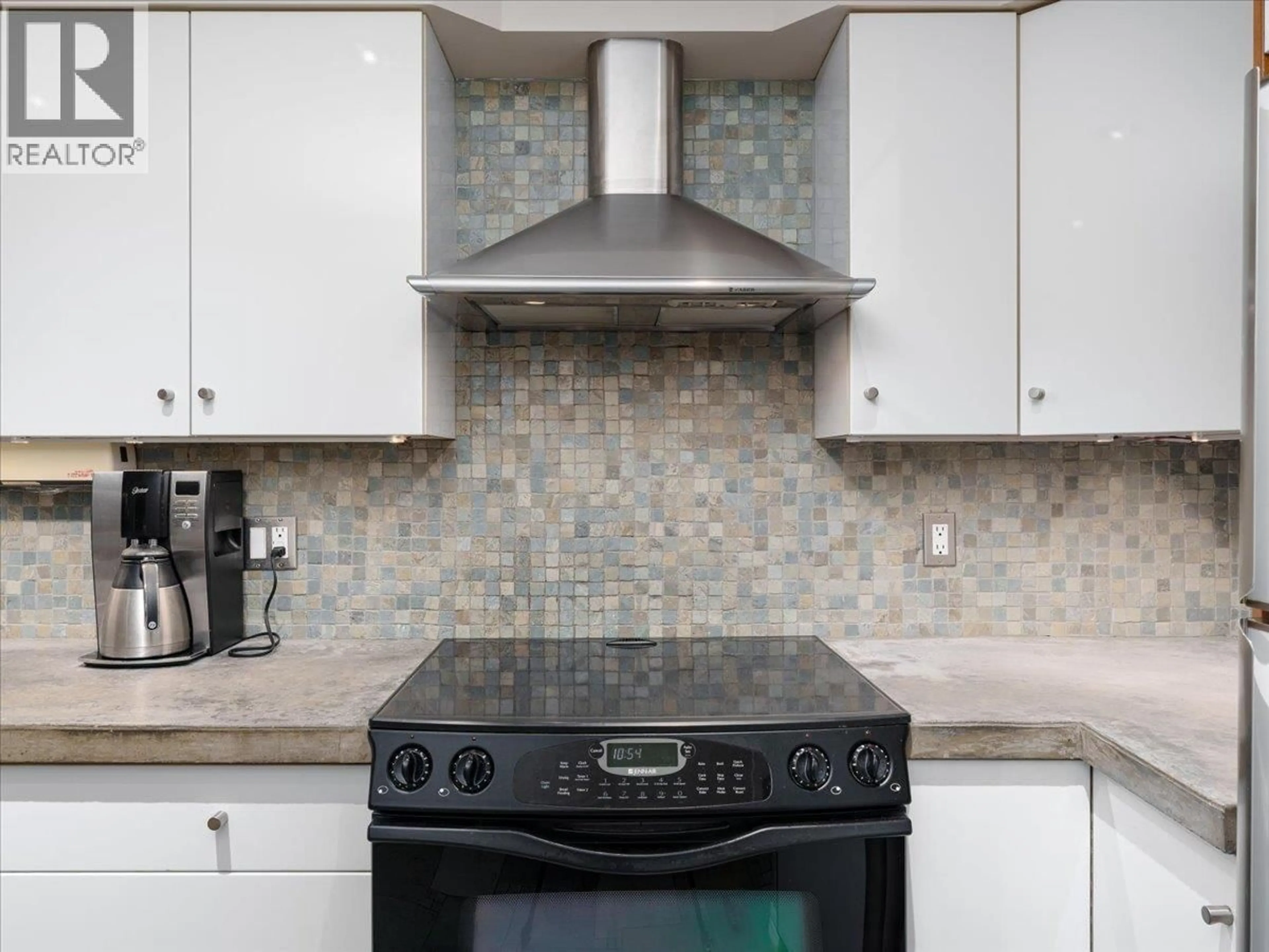 Standard kitchen, ceramic/tile floor for 304 - 1274 BARCLAY STREET, Vancouver British Columbia V6E1H3