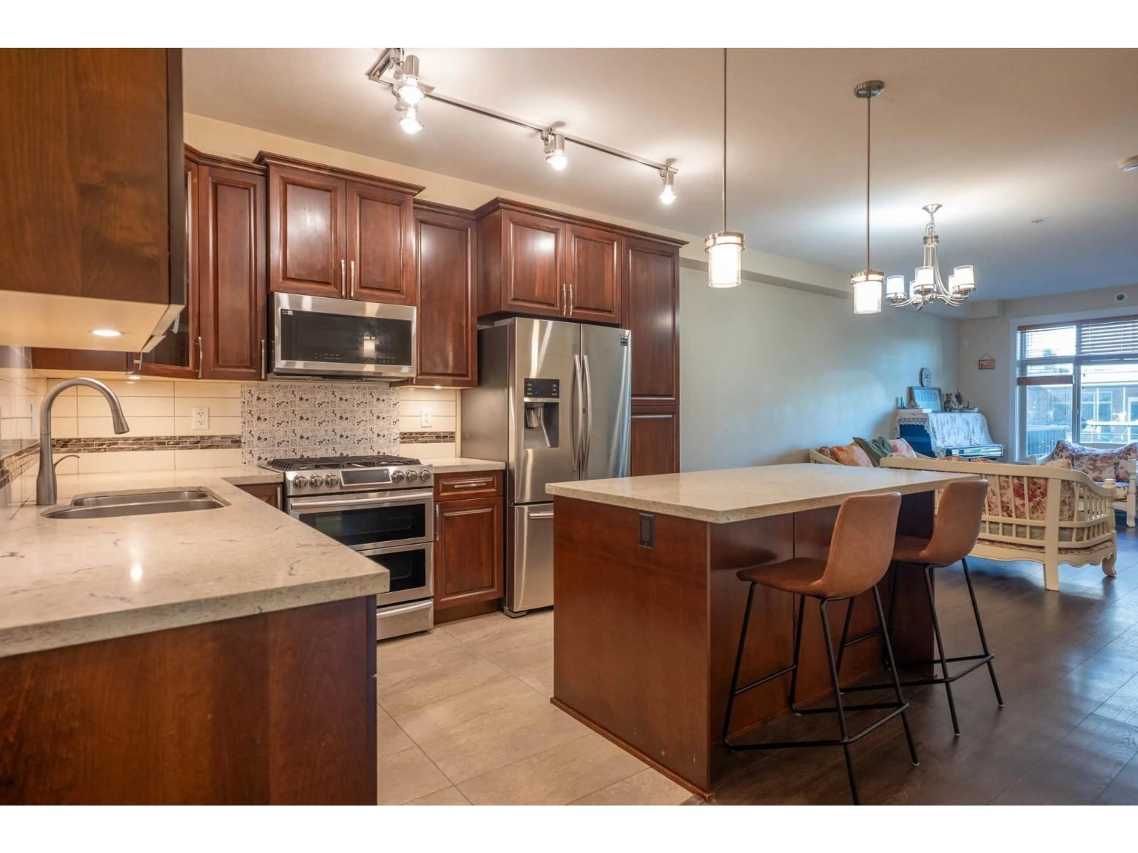 Open concept kitchen, unknown for B222 - 20716 WILLOUGHBY TOWN CENTER, Langley British Columbia V2Y3J8