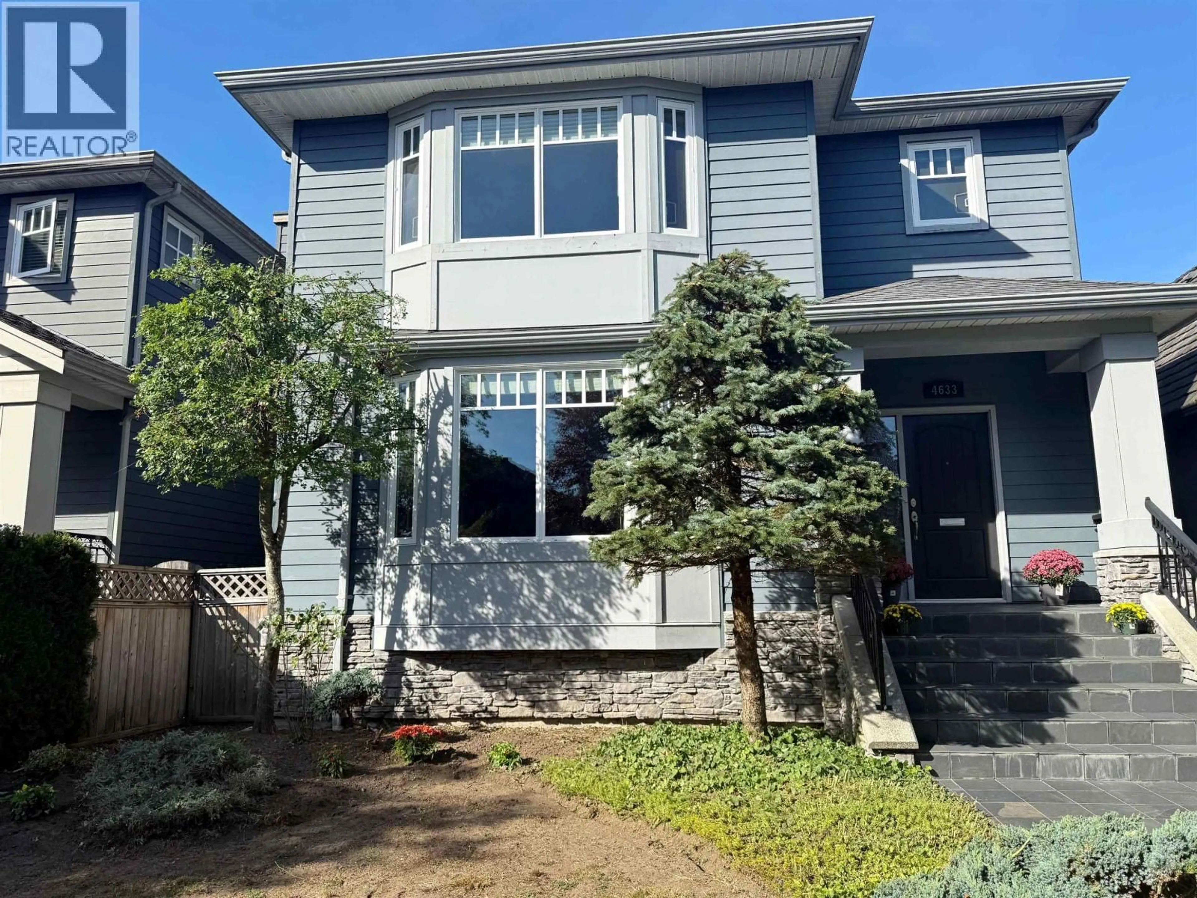 Home with vinyl exterior material, street for 4633 7TH AVENUE, Vancouver British Columbia V6R1X4