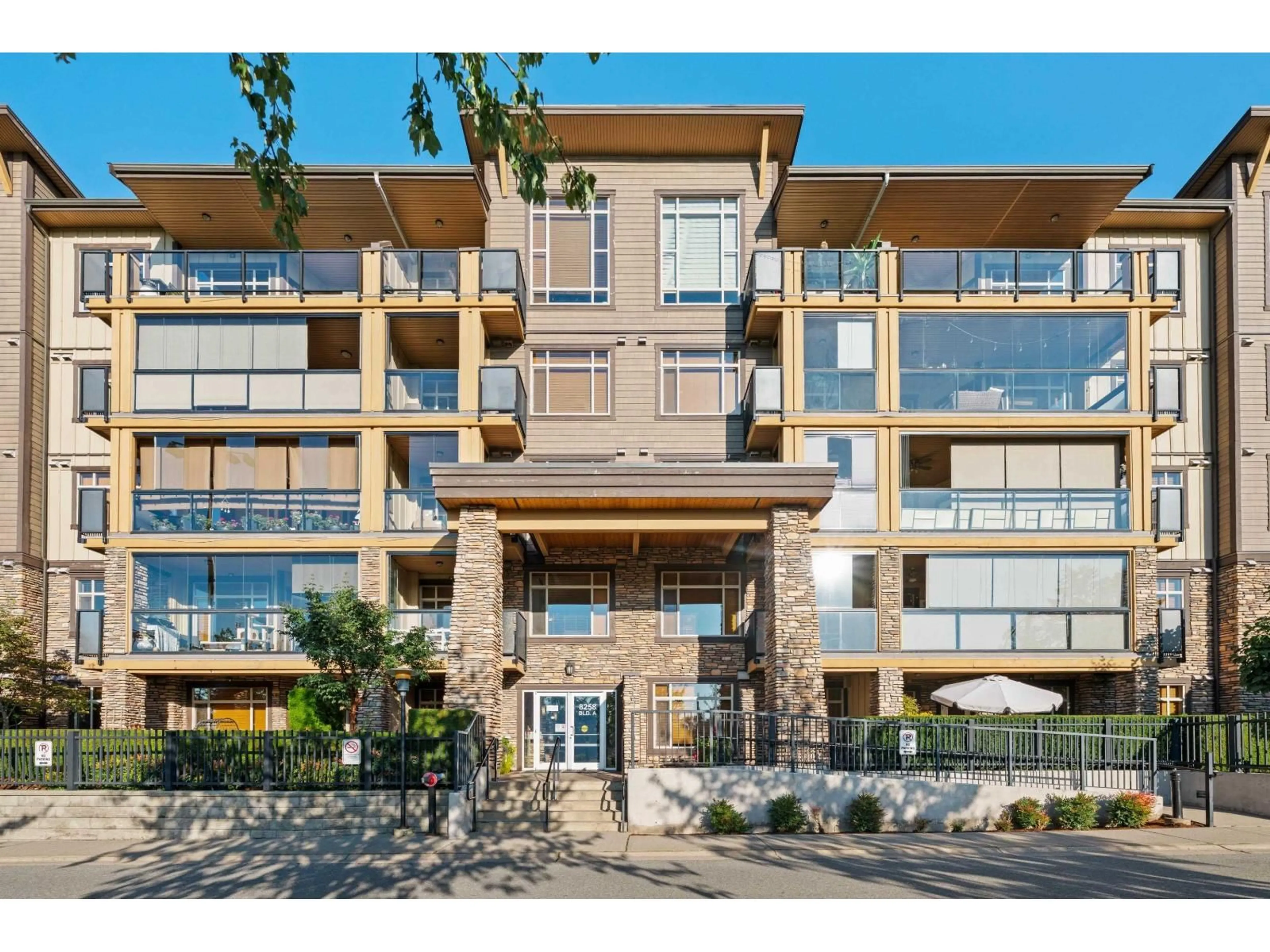 Unknown for 104 - 8258 207A, Langley British Columbia V2Y0N3
