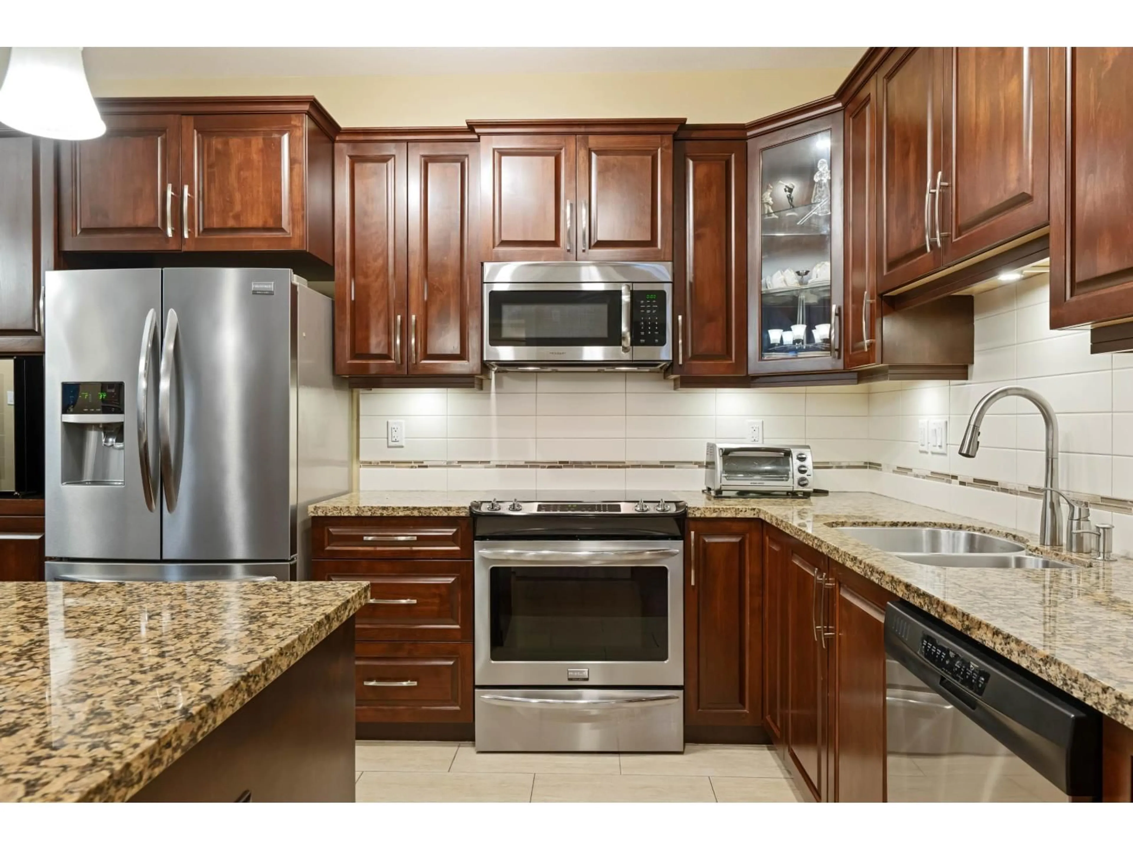 Standard kitchen, ceramic/tile floor for 104 - 8258 207A, Langley British Columbia V2Y0N3