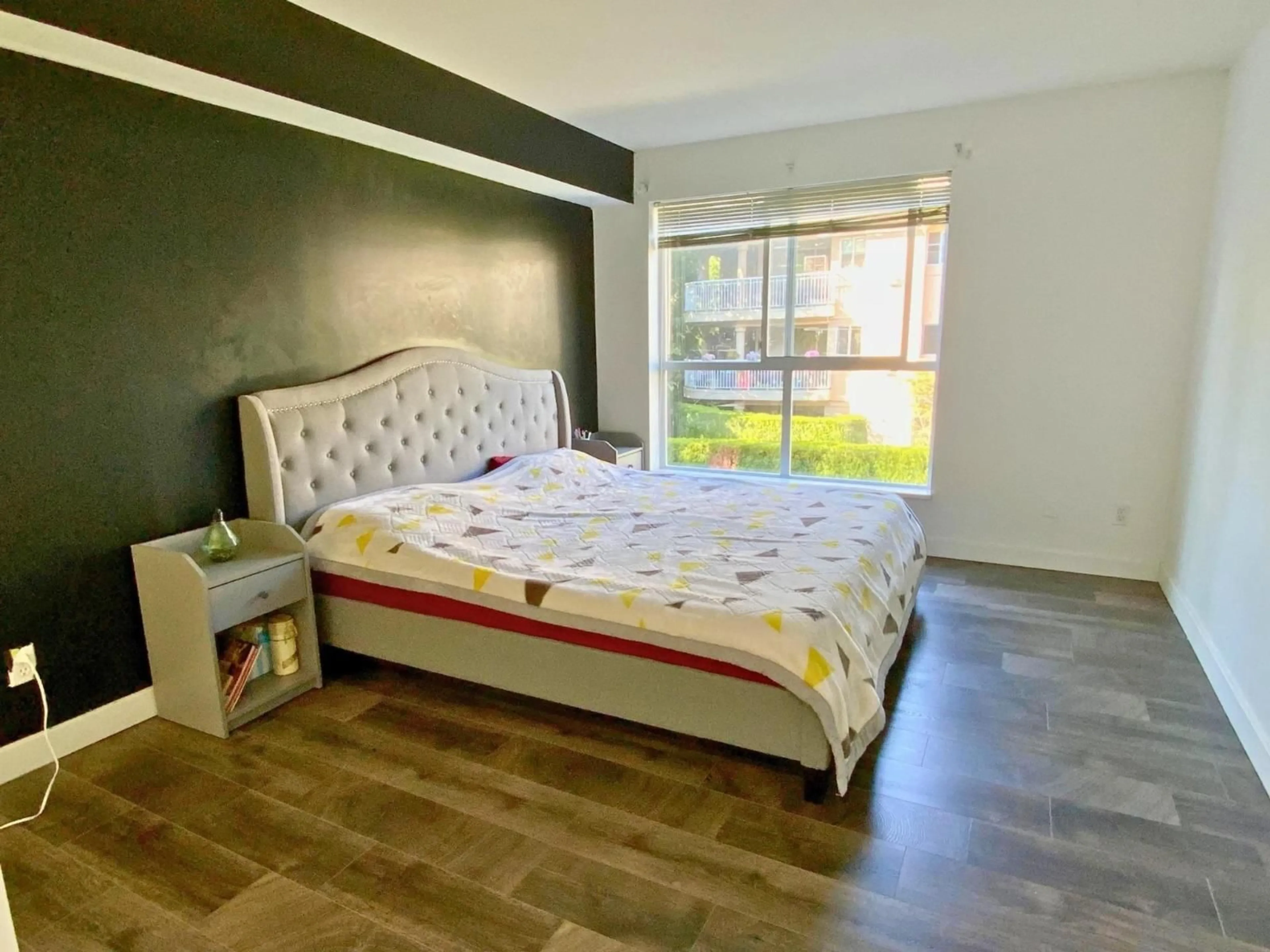 Bedroom with bed, unknown for 213 - 13727 74, Surrey British Columbia V3W0M7