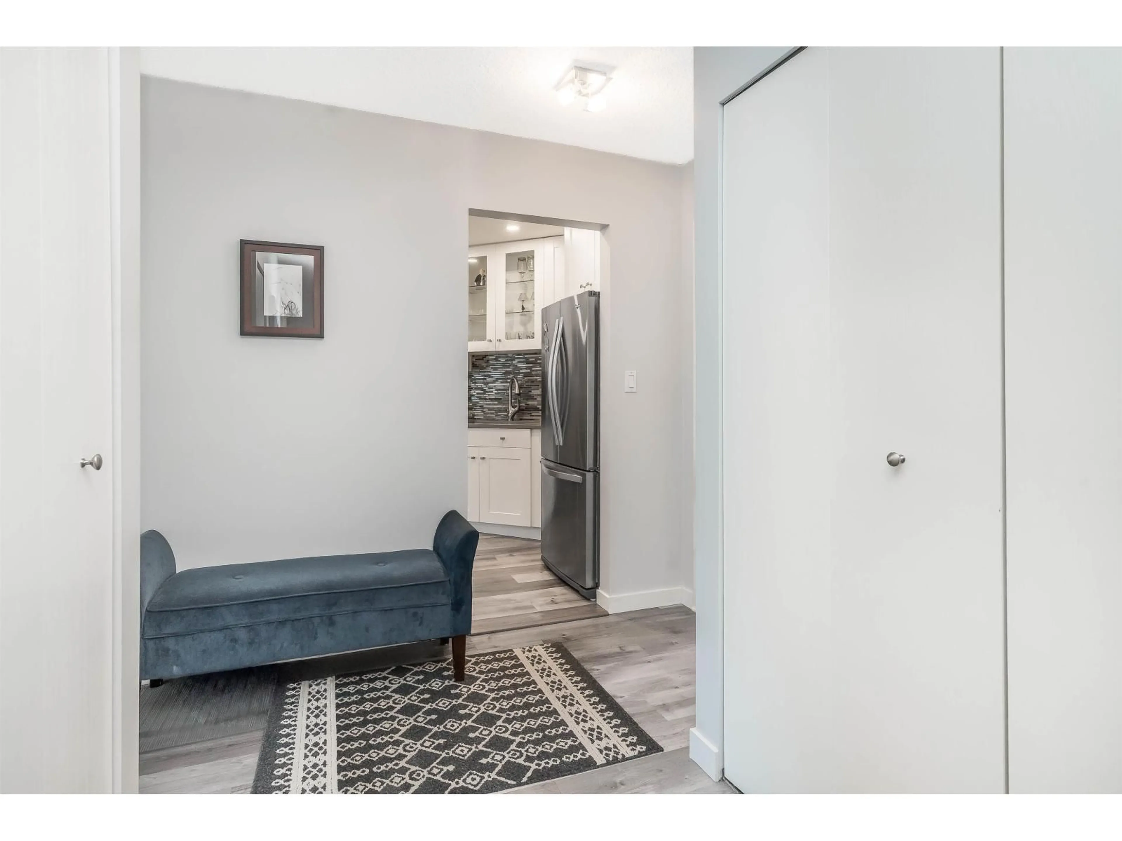 Indoor entryway for 110 - 1355 WINTER, White Rock British Columbia V4B3Y2