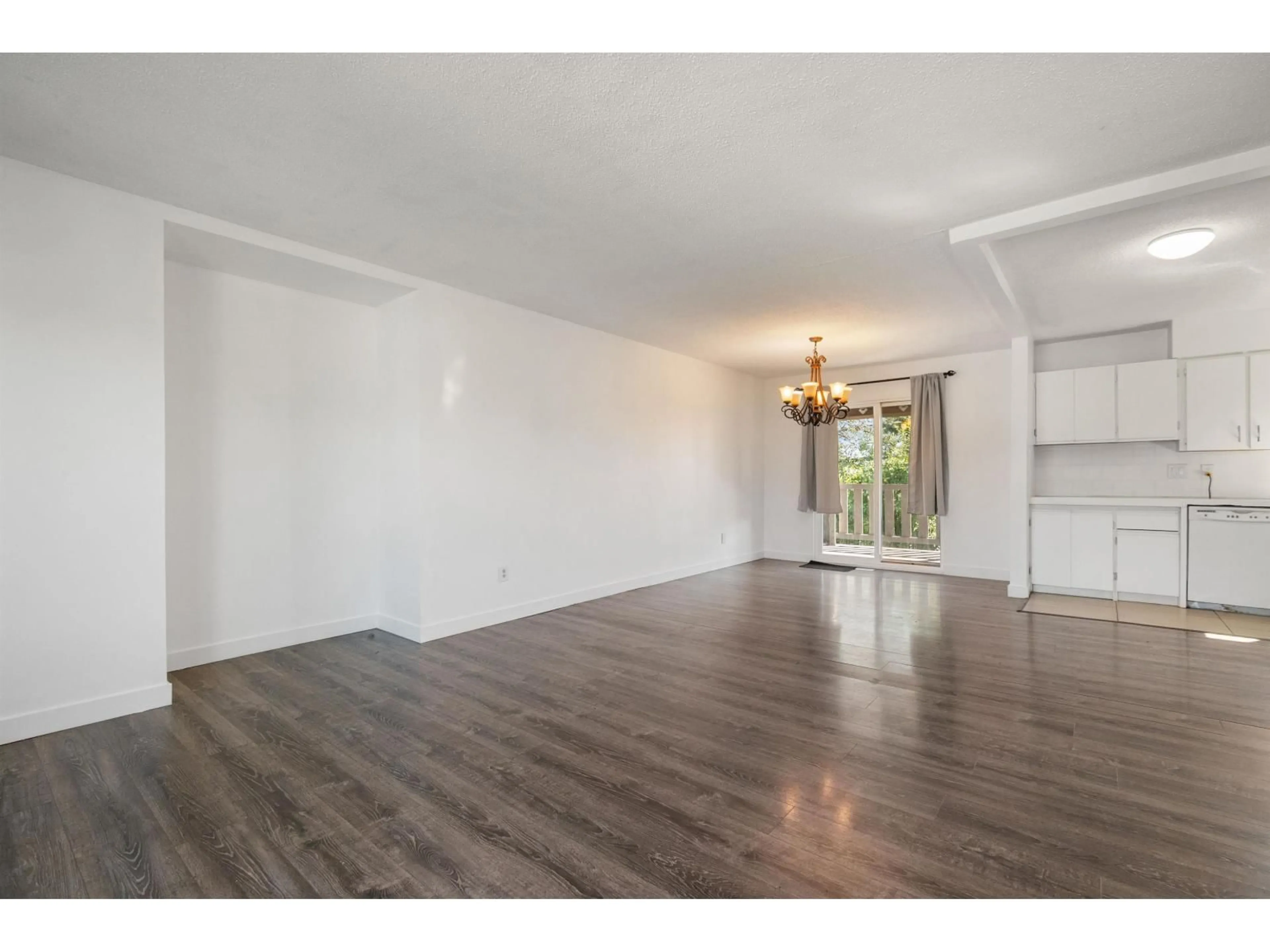 A pic of a room for 46744 AUBURN PLACE, Chilliwack British Columbia V2P7J5