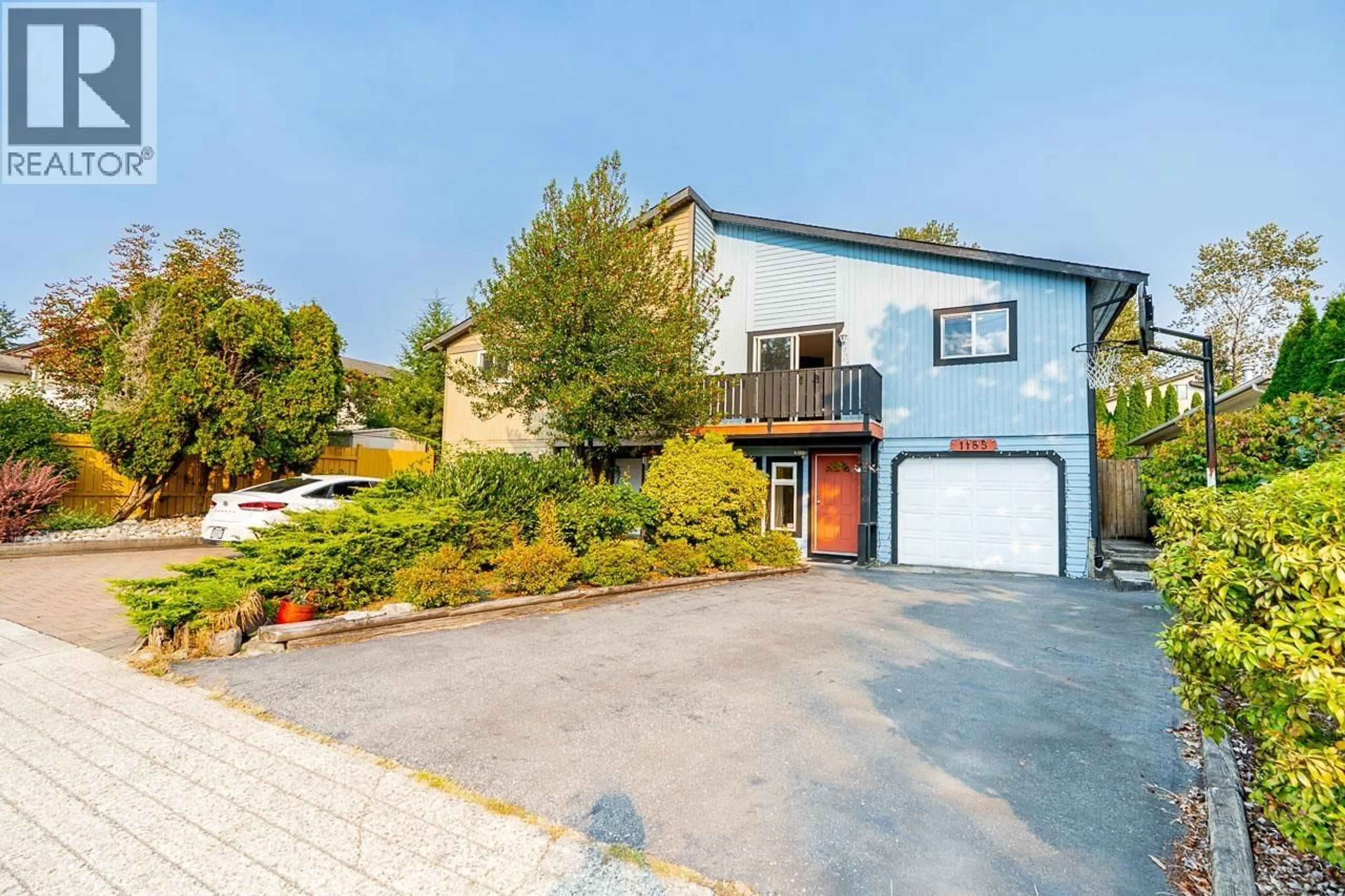 A pic from outside/outdoor area/front of a property/back of a property/a pic from drone, street for 1185 EAGLERIDGE DRIVE, Coquitlam British Columbia V3E1J8