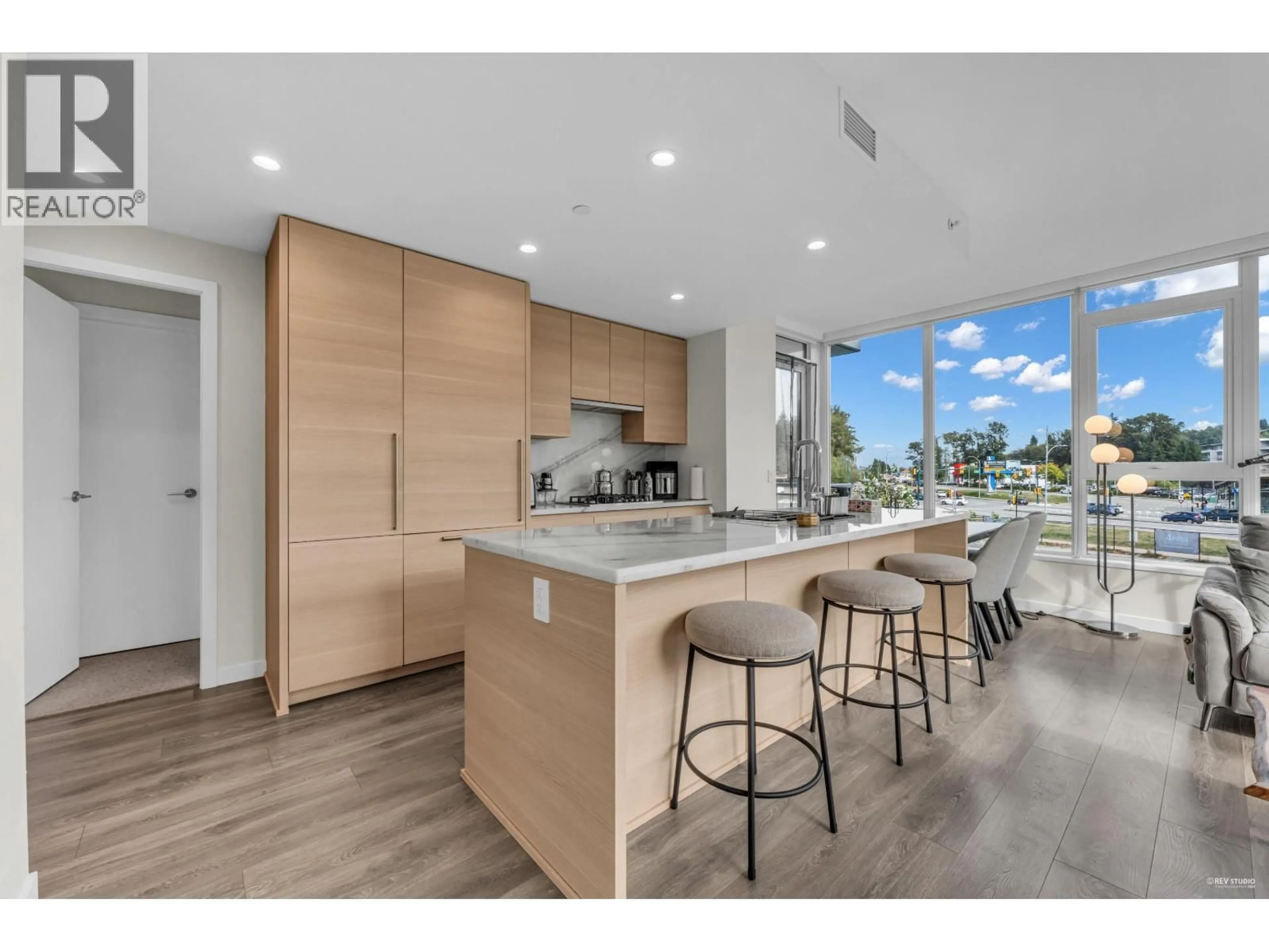 Open concept kitchen, unknown for 704 - 308 MORRISSEY ROAD, Port Moody British Columbia V3H0M2