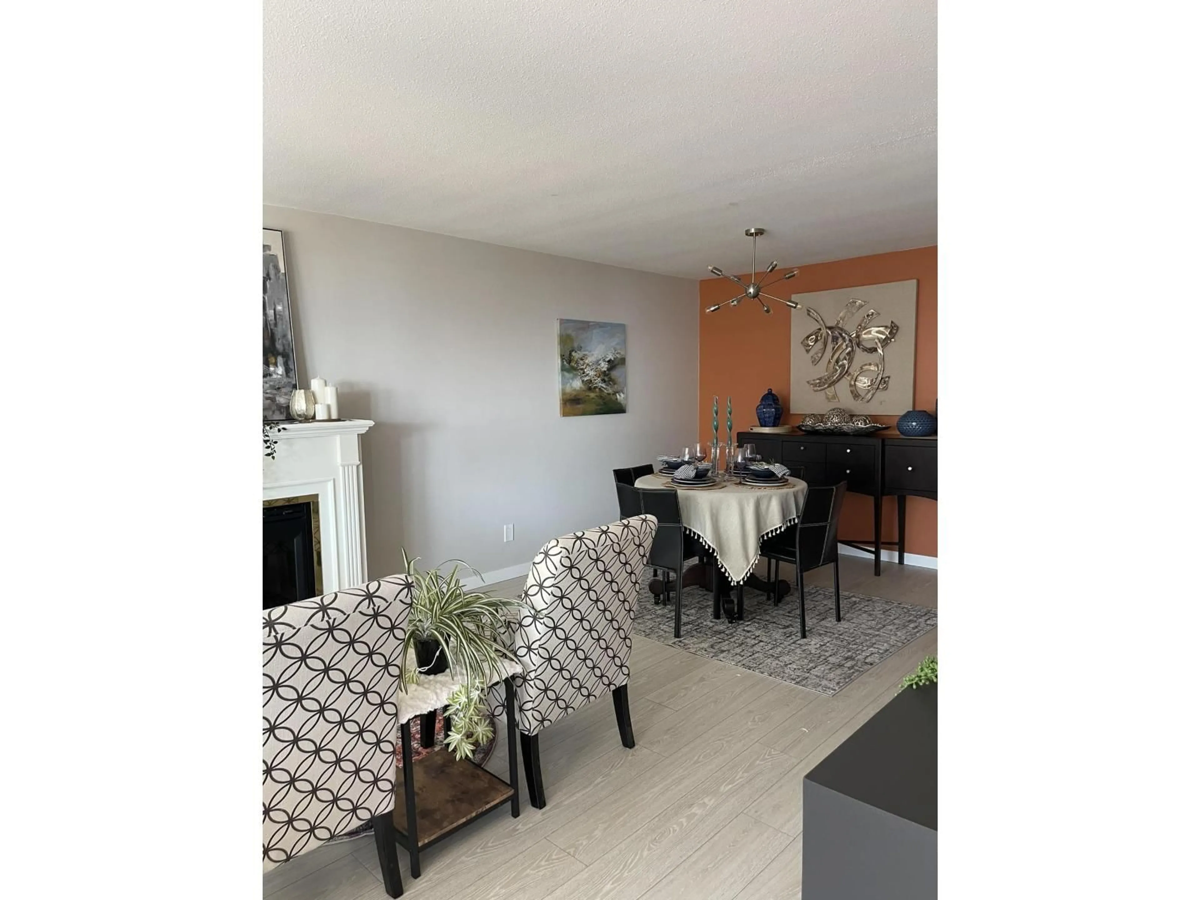 Unknown for 406 - 1350 VIDAL, White Rock British Columbia V4B5G6