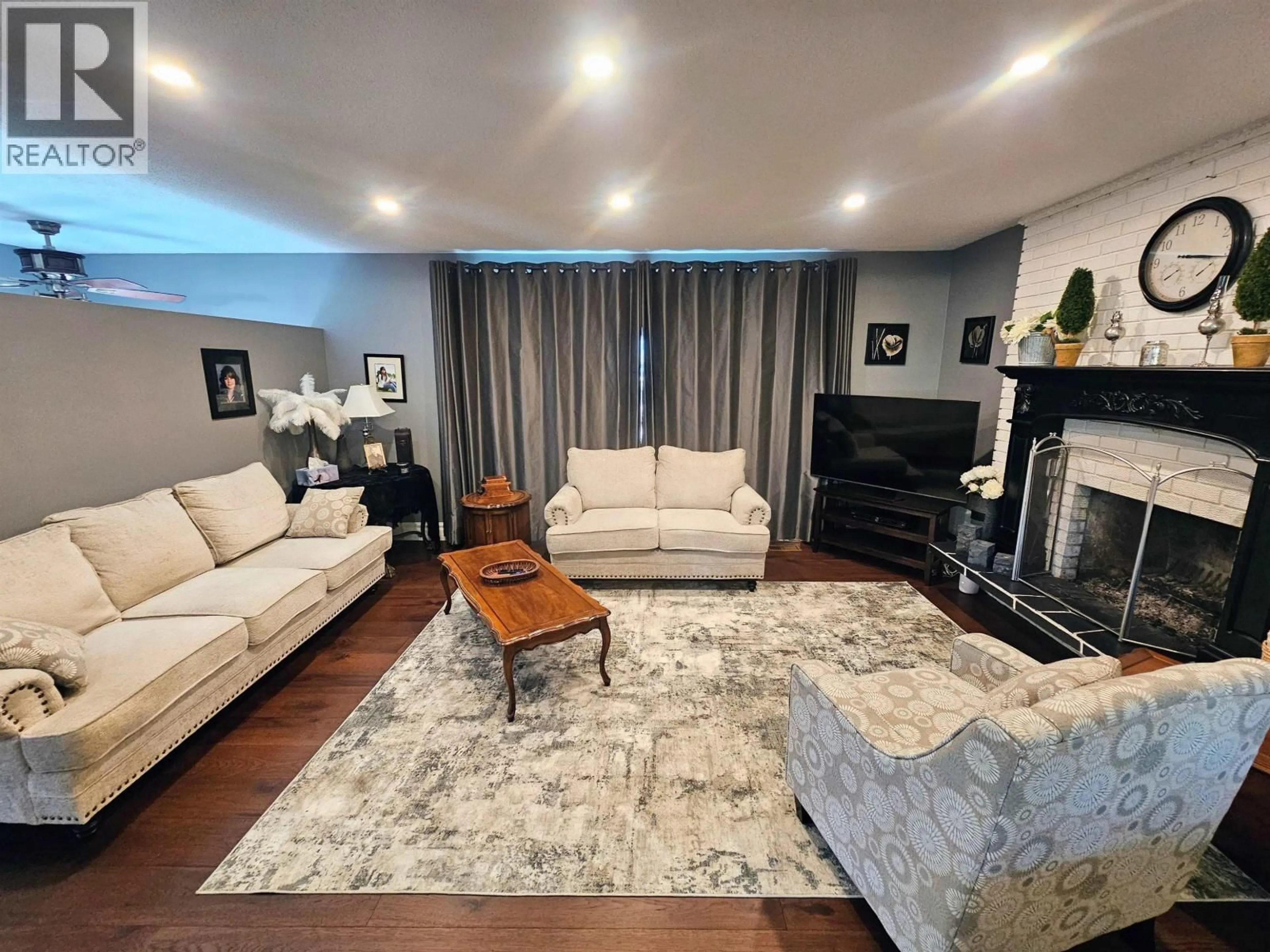 Living room with furniture, unknown for 4146 RAINBOW DRIVE, Prince George British Columbia V2M3W4