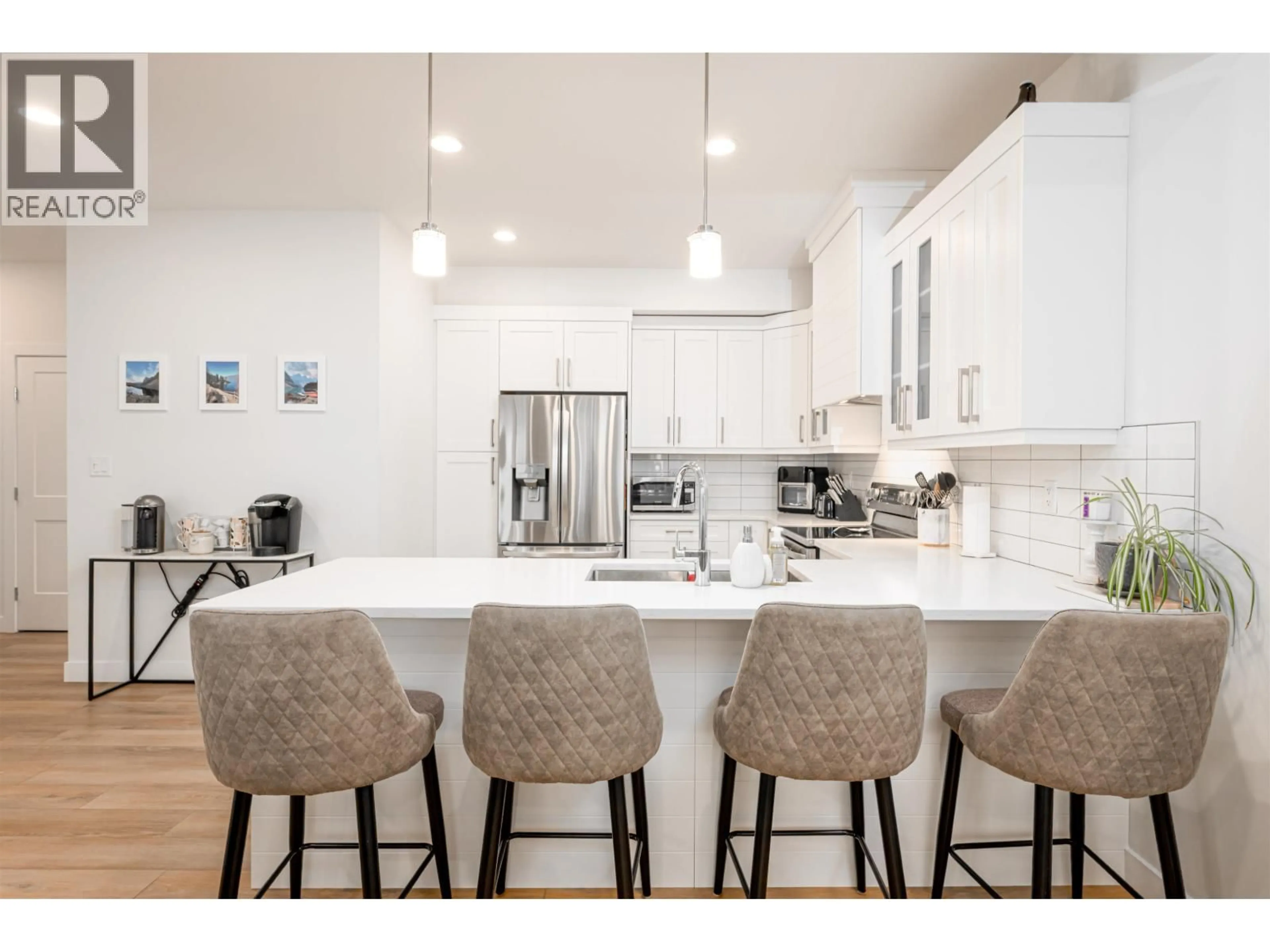 Open concept kitchen, unknown for 408 - 4274 22ND AVENUE, Prince George British Columbia V2N0J4