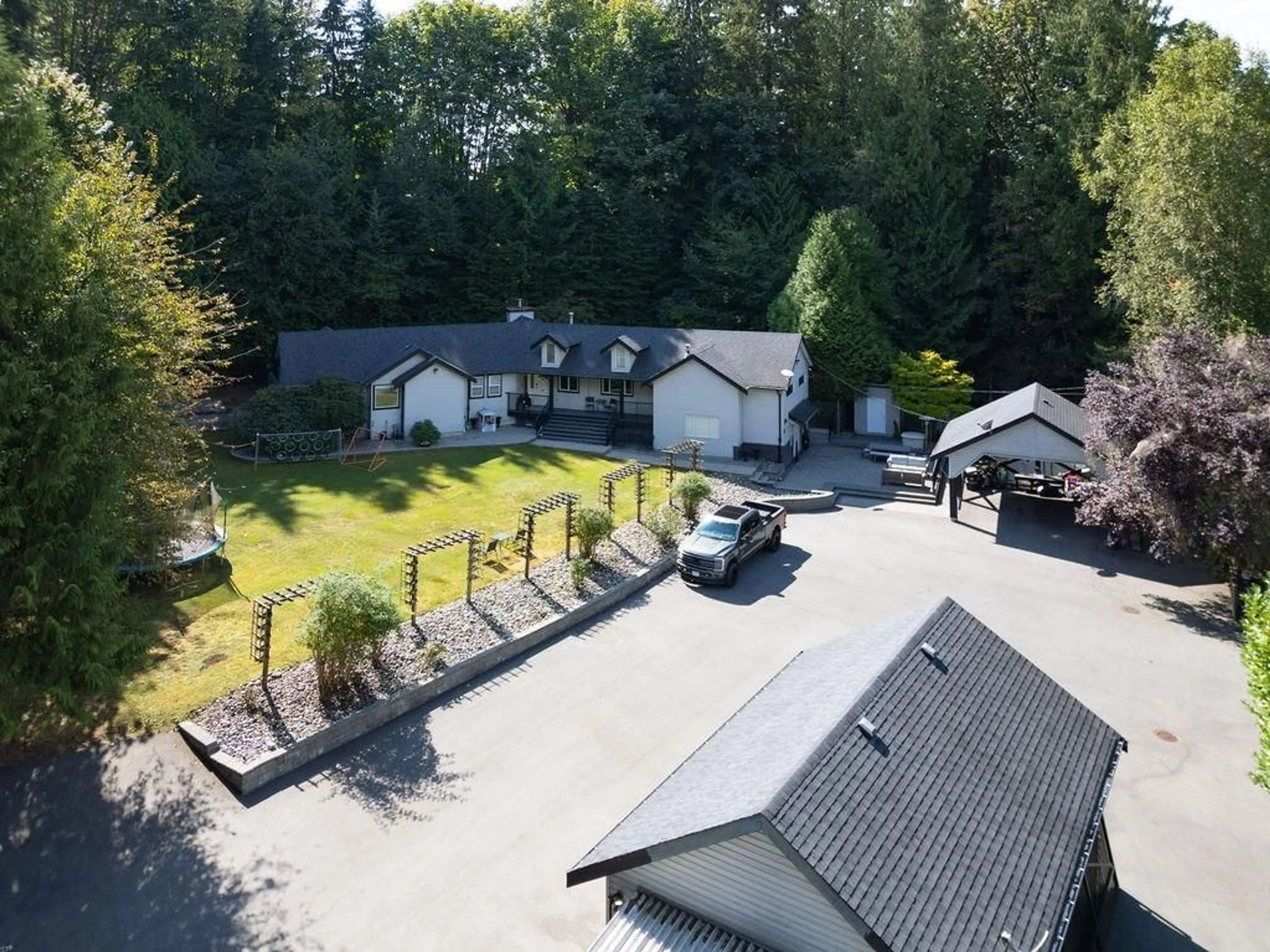 A pic from outside/outdoor area/front of a property/back of a property/a pic from drone, unknown for 30210 KEYSTONE, Mission British Columbia V2V4H9