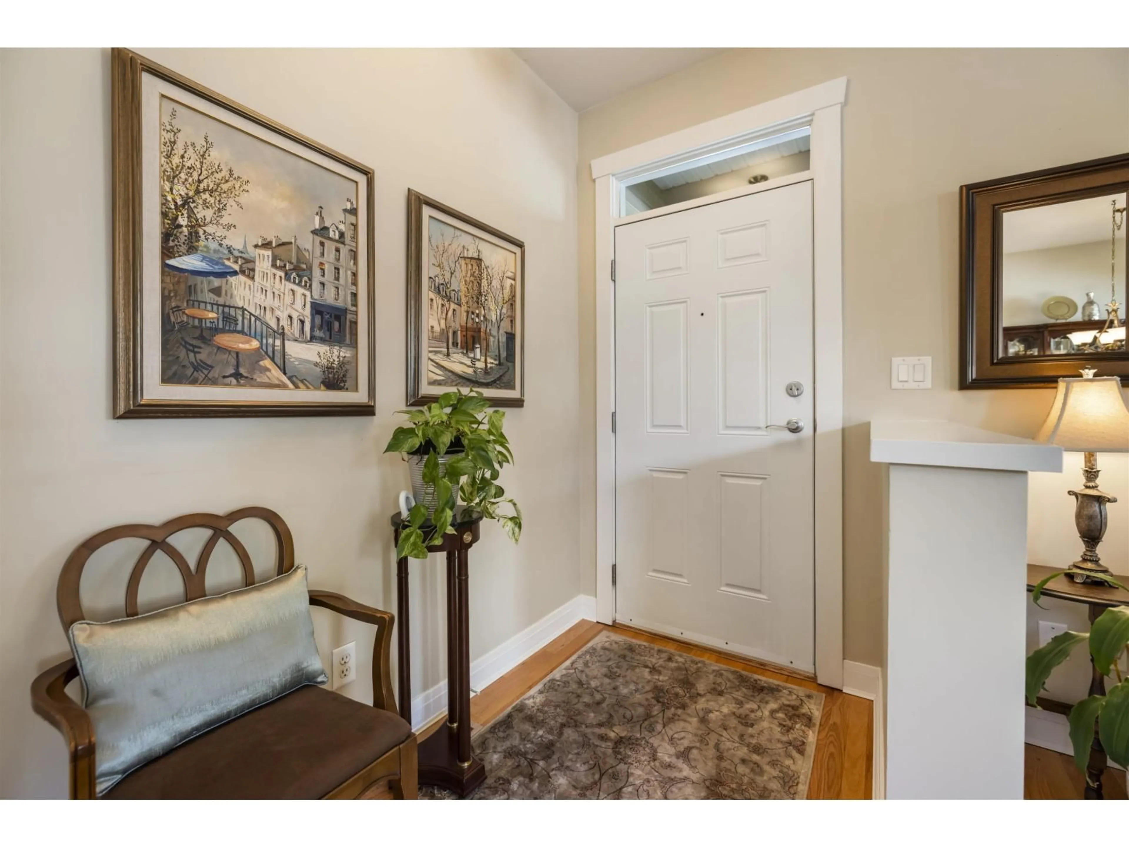 Indoor entryway for 25 - 15188 62A, Surrey British Columbia V3S1W7