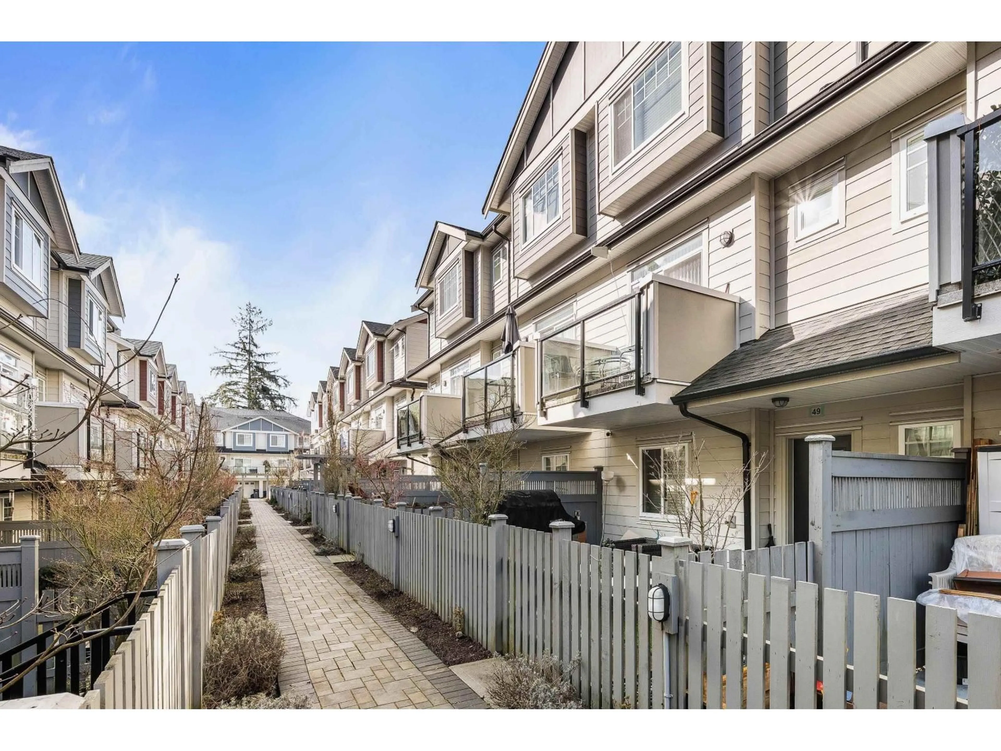 Patio, street for 49 - 13898 64, Surrey British Columbia V3W1L6