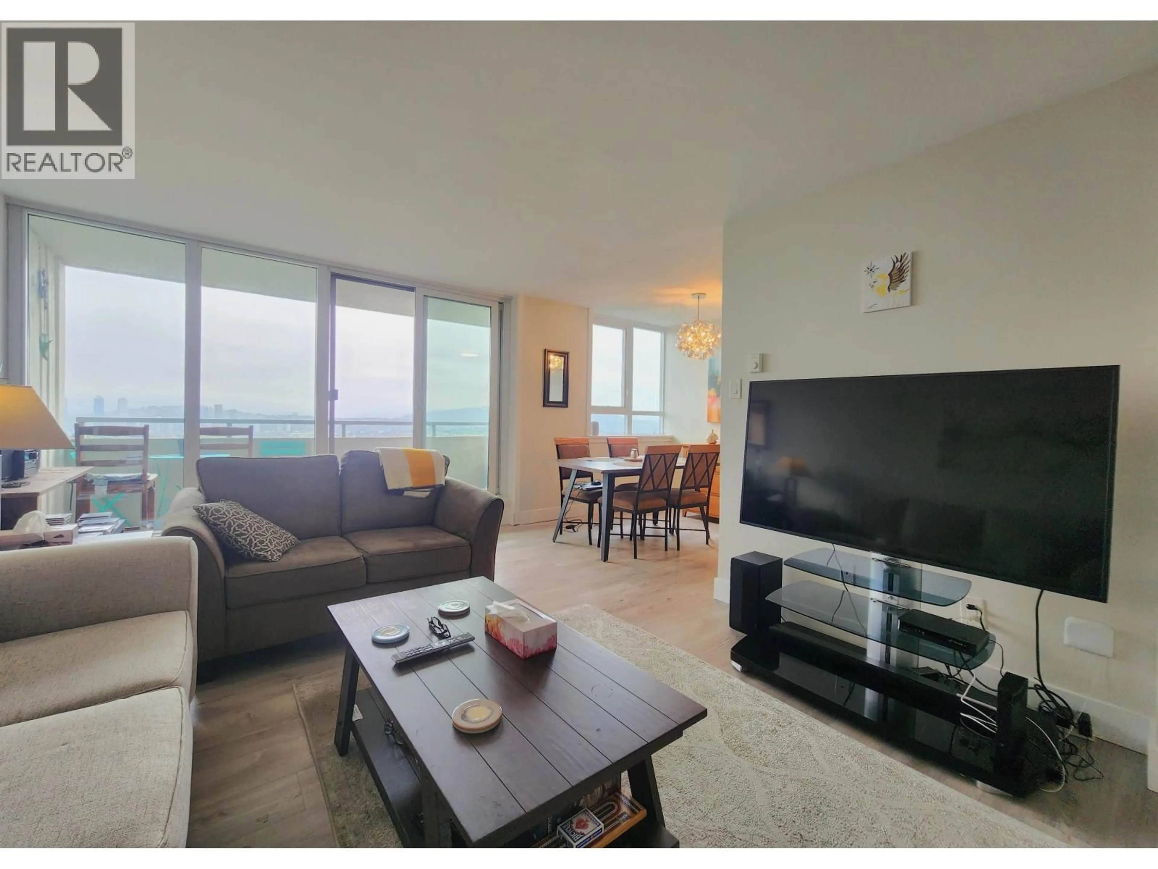 Living room with furniture, unknown for 1205 - 4160 SARDIS STREET, Burnaby British Columbia V5H1K2