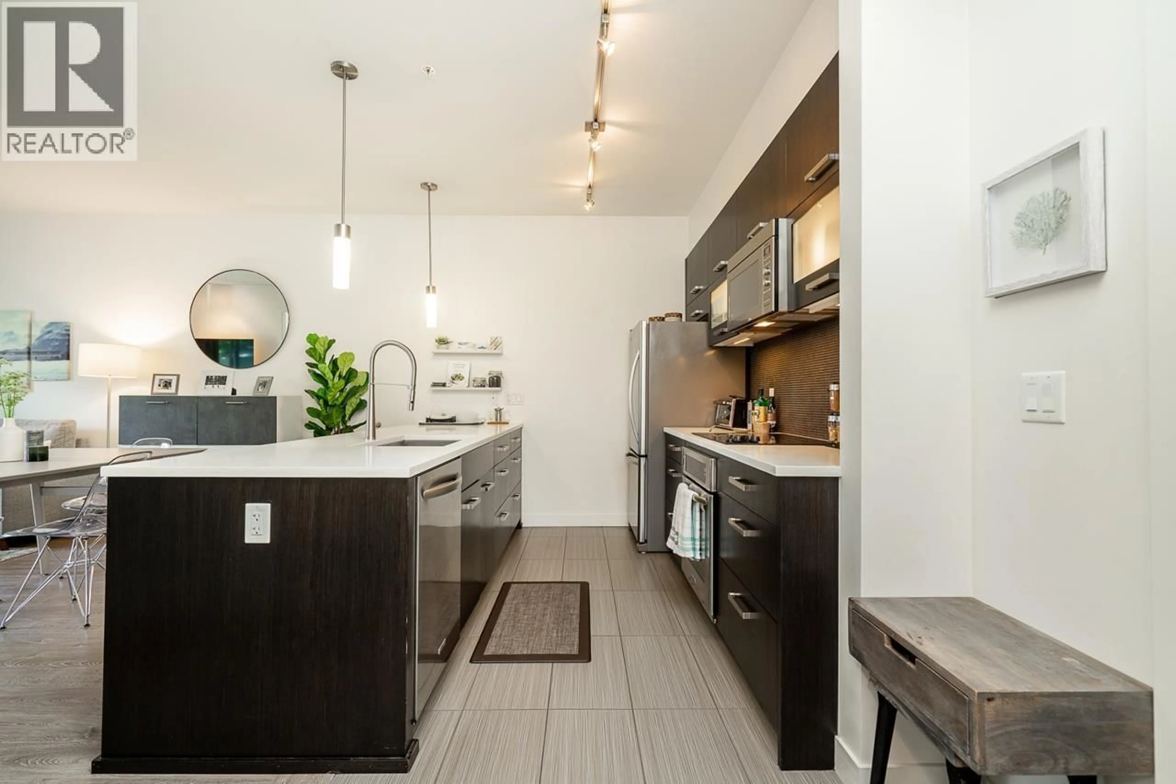 Unknown for 321 - 3333 MAIN STREET, Vancouver British Columbia V5V3M8