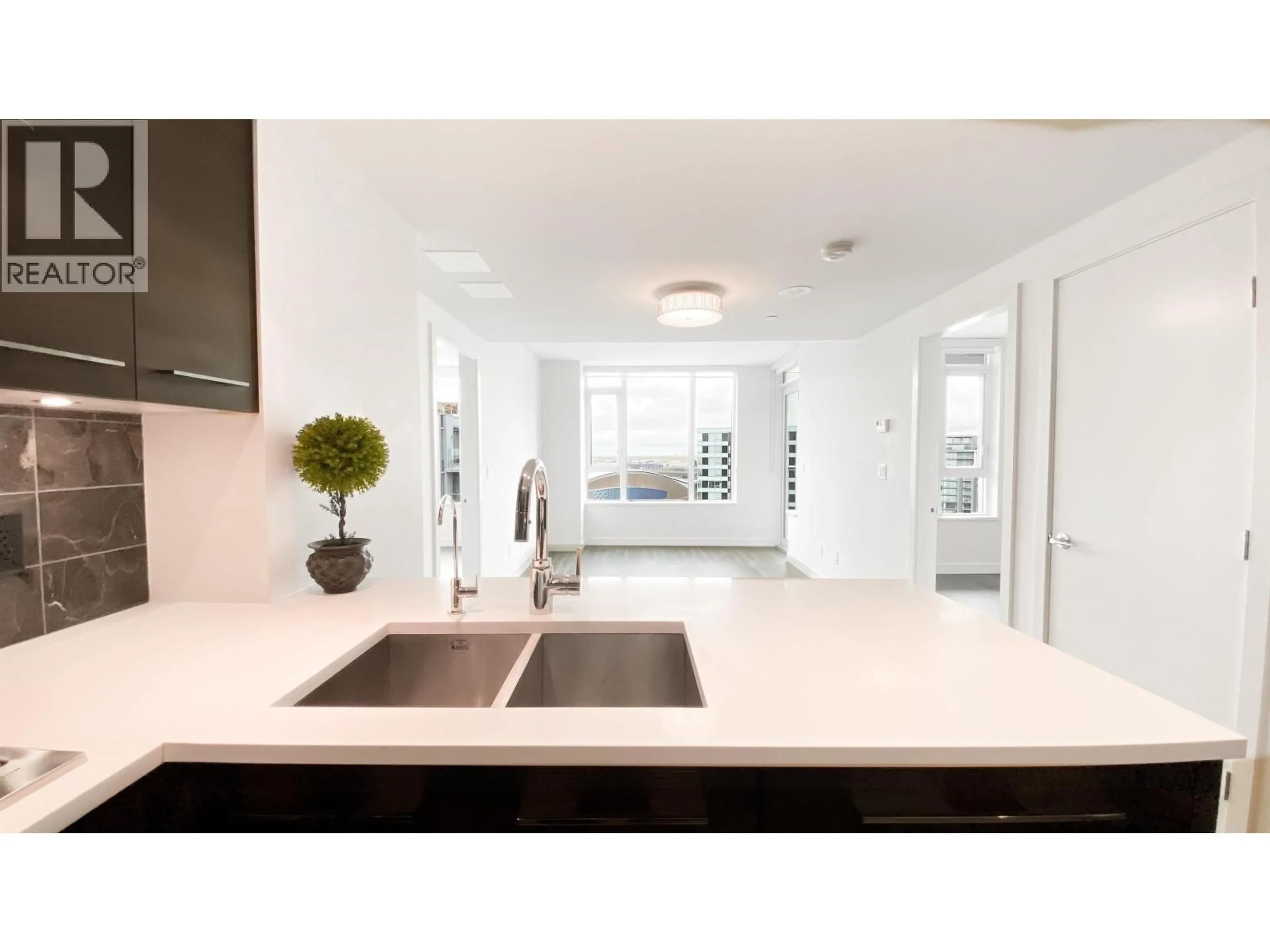 Contemporary kitchen, ceramic/tile floor for 1706 - 7488 LANSDOWNE ROAD, Richmond British Columbia V7C0B9