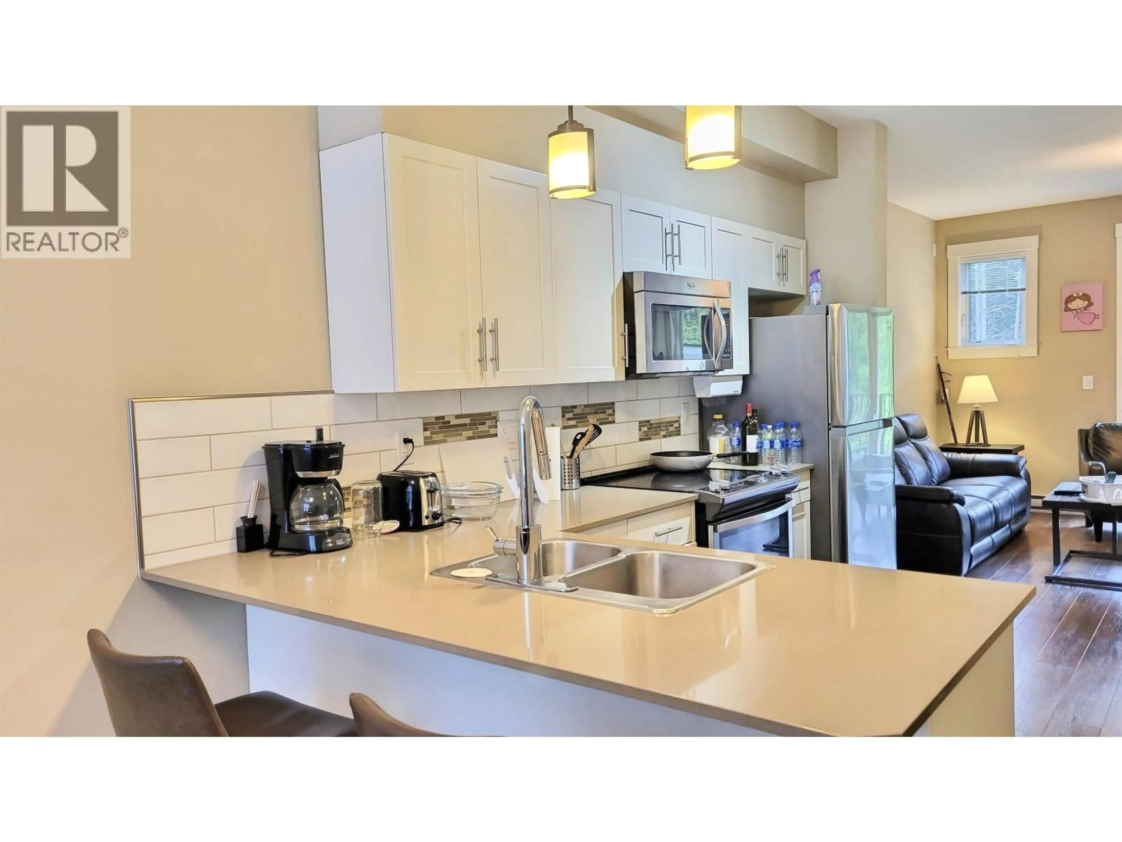 Open concept kitchen, unknown for 205 - 110 BAXTER AVENUE, Kitimat British Columbia V8C2N9