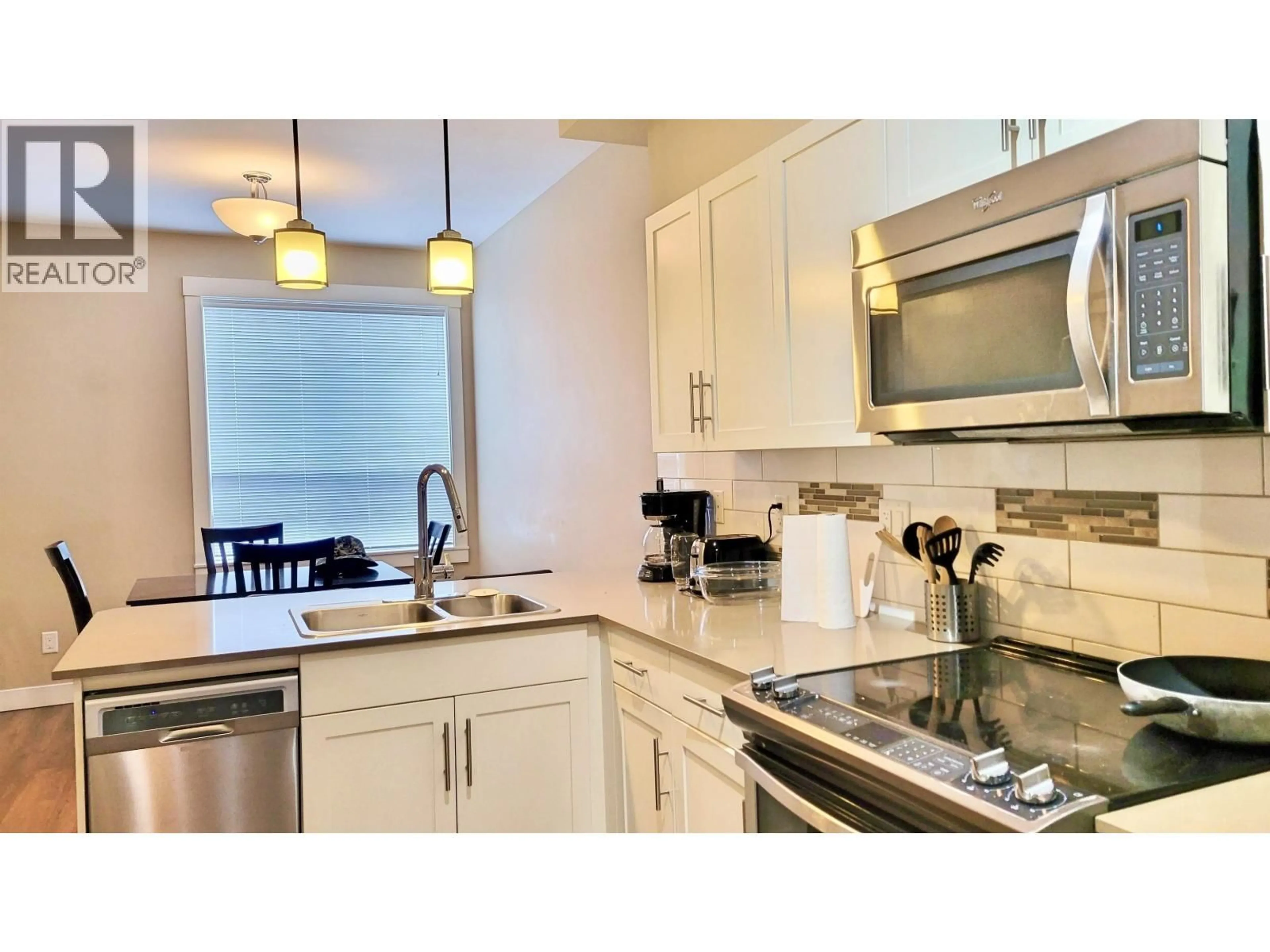 Standard kitchen, unknown for 205 - 110 BAXTER AVENUE, Kitimat British Columbia V8C2N9