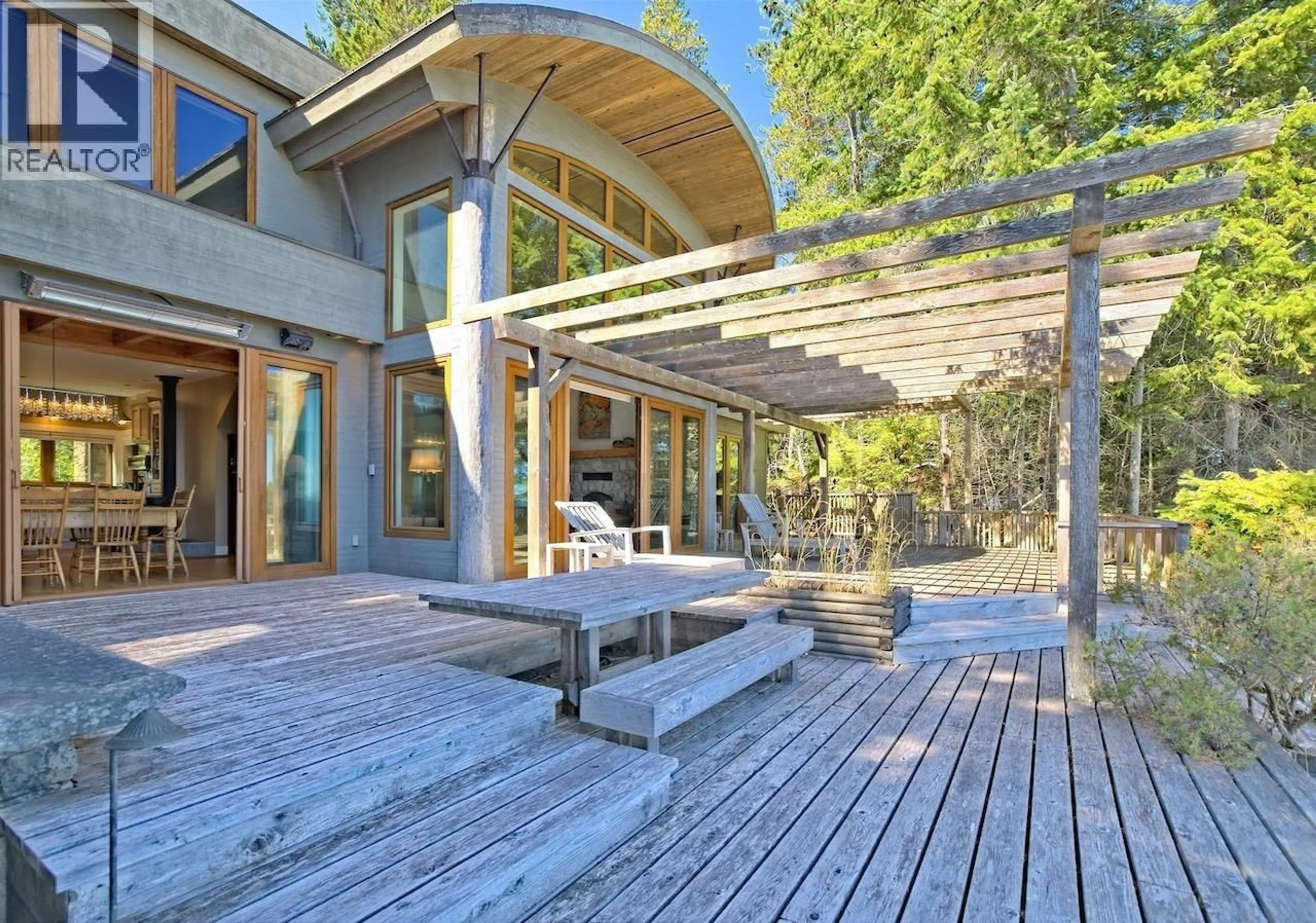 Patio, unknown for 2 - 37 SALAMANCA ROAD, Galiano Island British Columbia V0N1P0