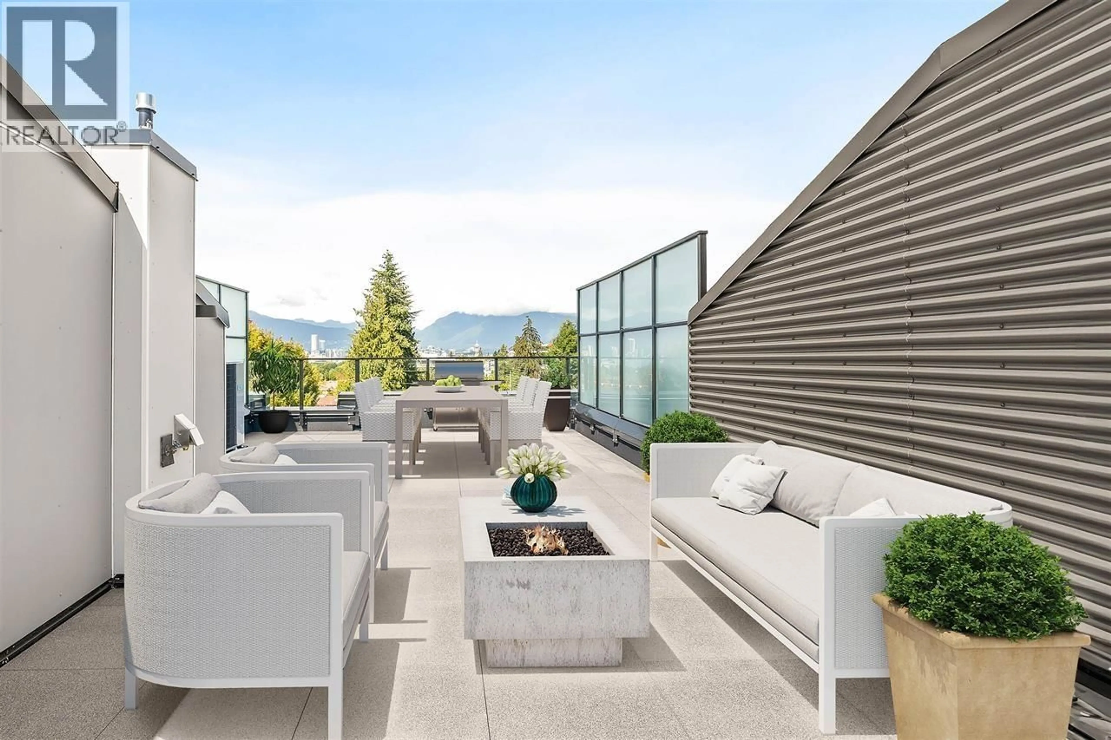 Patio, mountain view for 33 - 530 28TH AVENUE, Vancouver British Columbia V5Z2H1