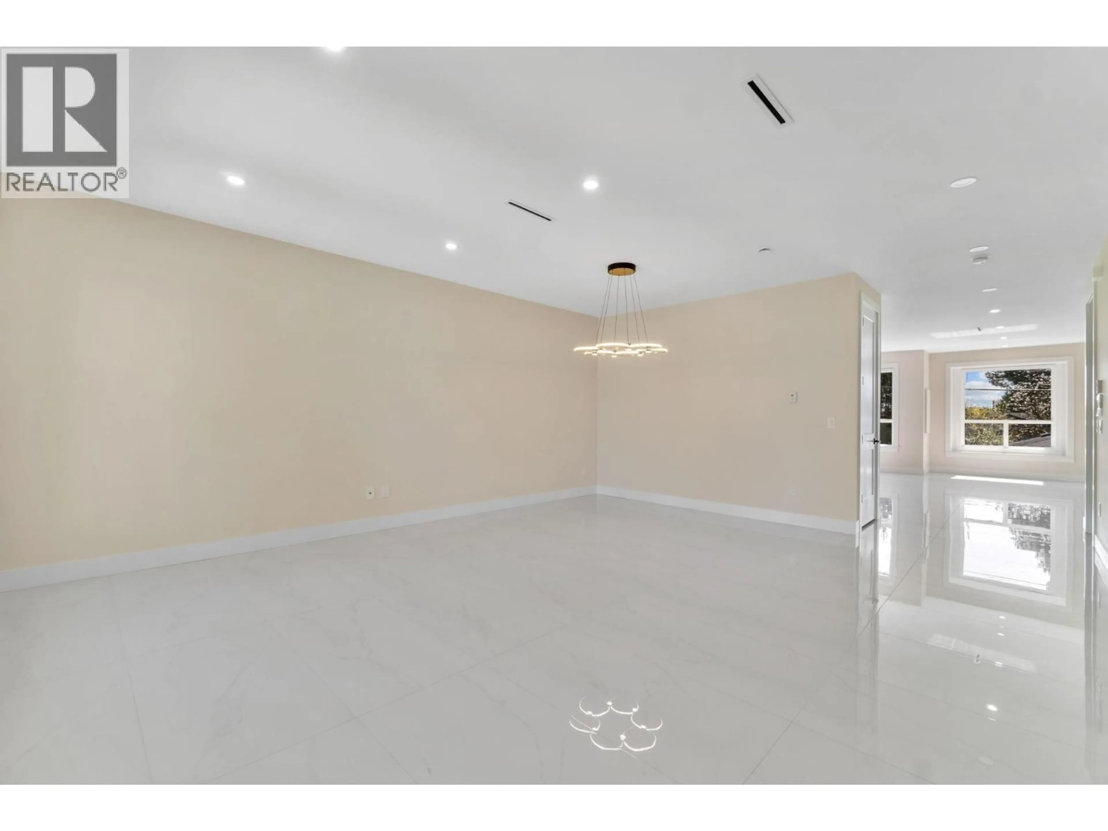 Unknown for 6388 GRANT STREET, Burnaby British Columbia V5B2K6
