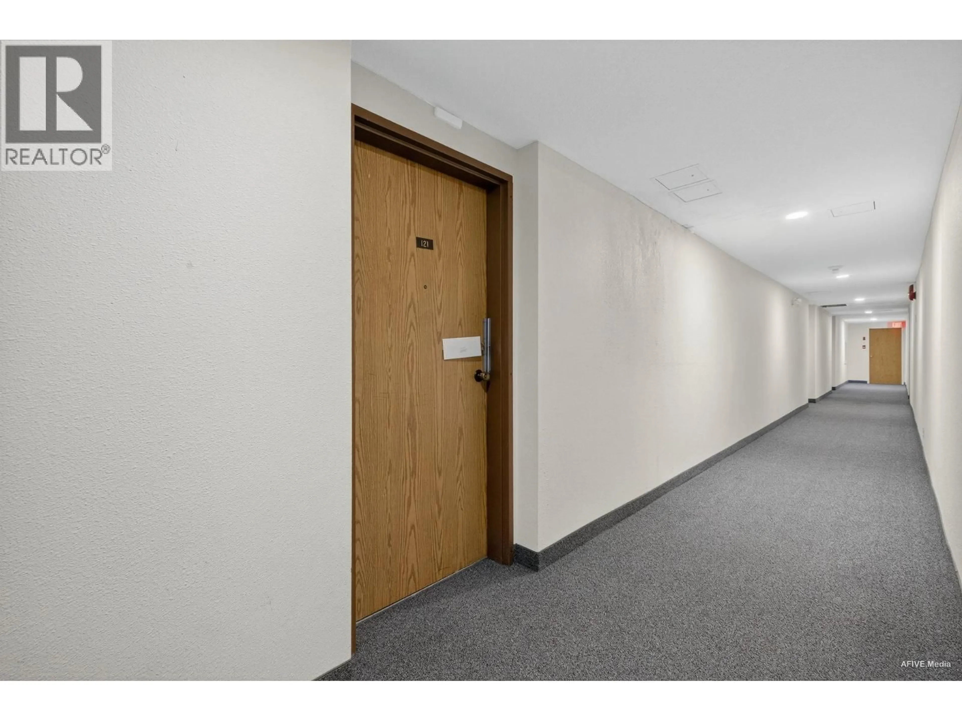 Indoor foyer for 121 - 8511 ACKROYD ROAD, Richmond British Columbia V6X3E7