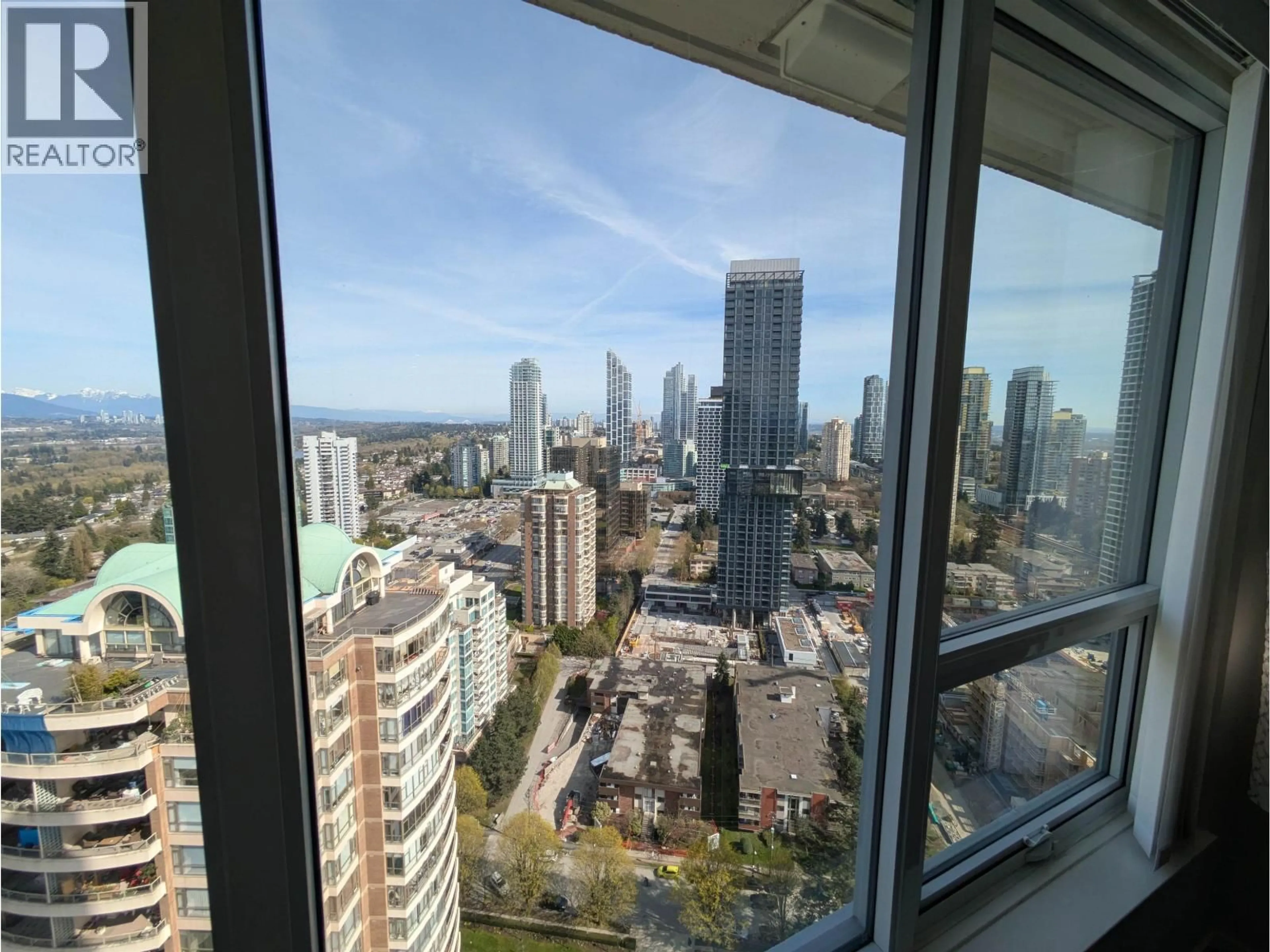 Unknown for 3502 - 5883 BARKER AVENUE, Burnaby British Columbia V5H0G4
