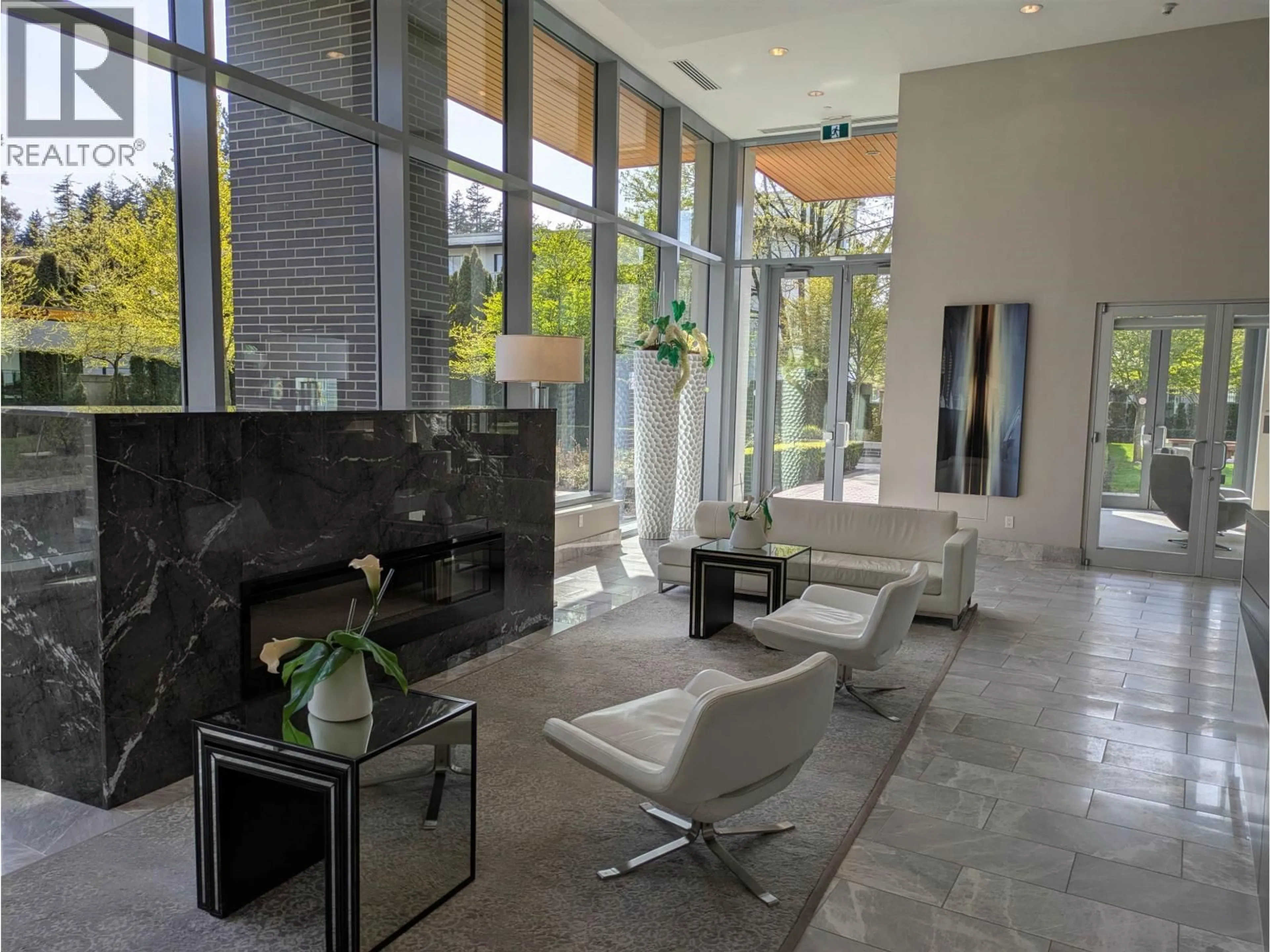 Lobby for 3502 - 5883 BARKER AVENUE, Burnaby British Columbia V5H0G4
