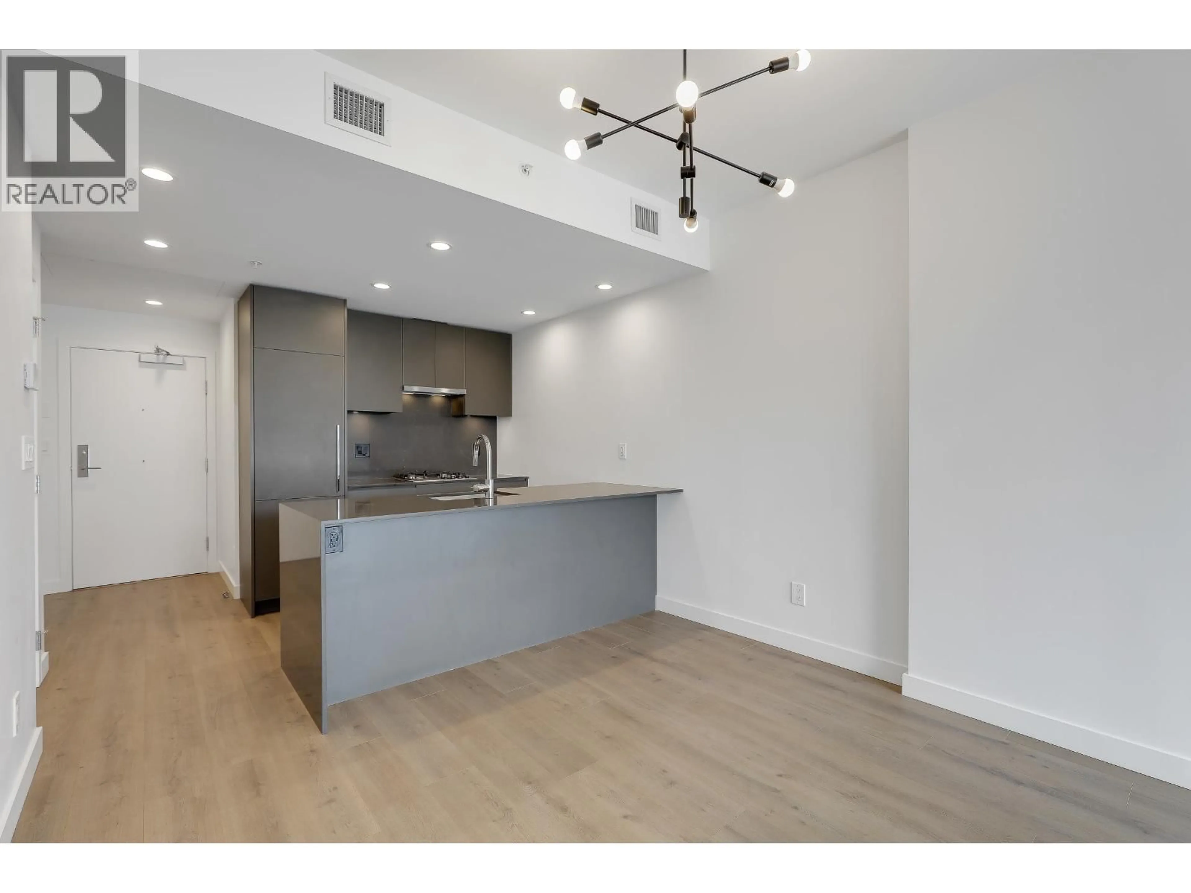 Open concept kitchen, unknown for 1308 - 2181 MADISON AVENUE, Burnaby British Columbia V5C0N4