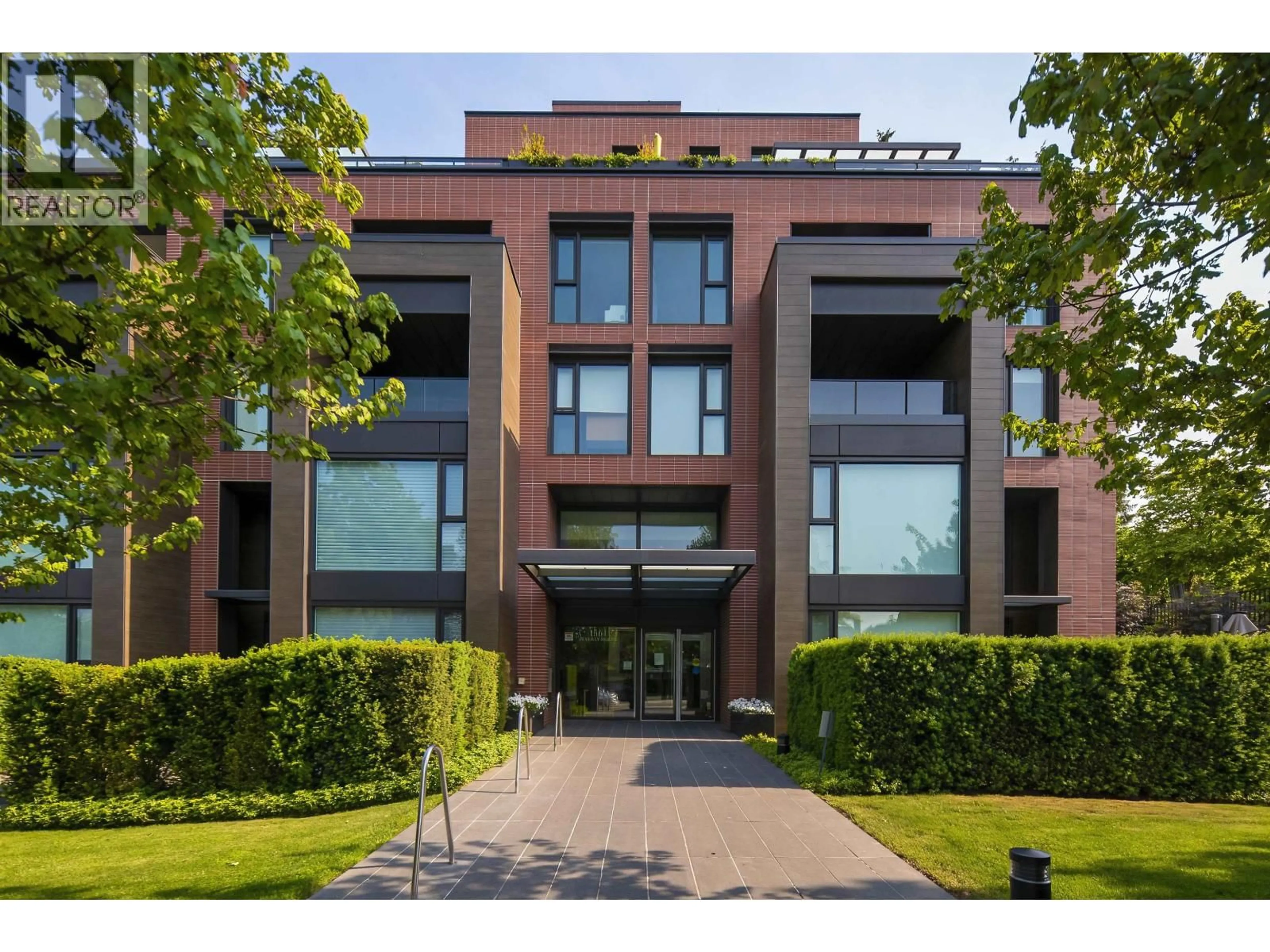 Unknown for 310 - 1561 57 AVENUE, Vancouver British Columbia V6P0H5