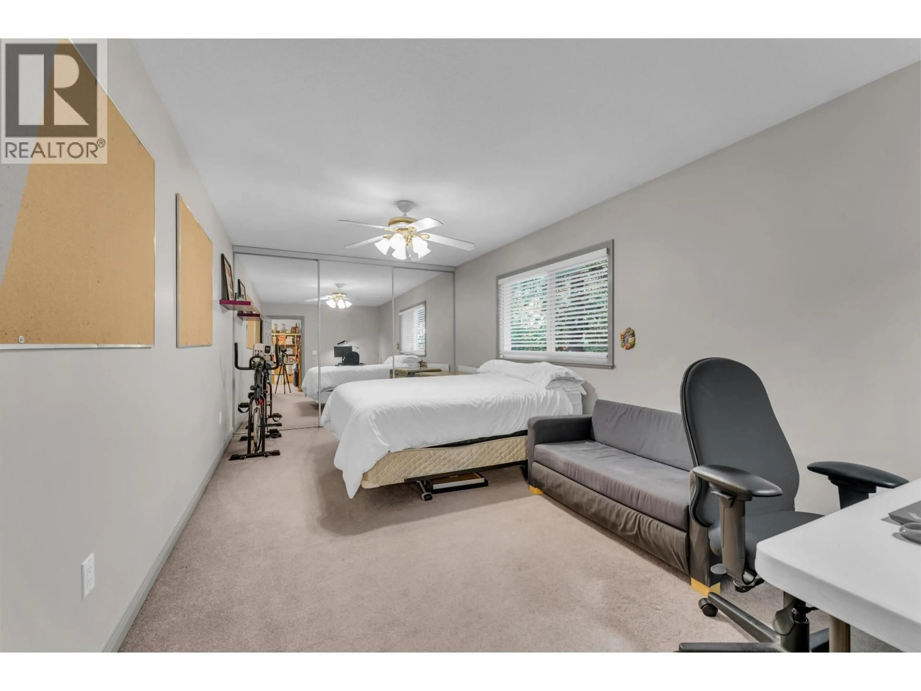 A pic of a room for 969 MADORE AVENUE, Coquitlam British Columbia V3K3B4