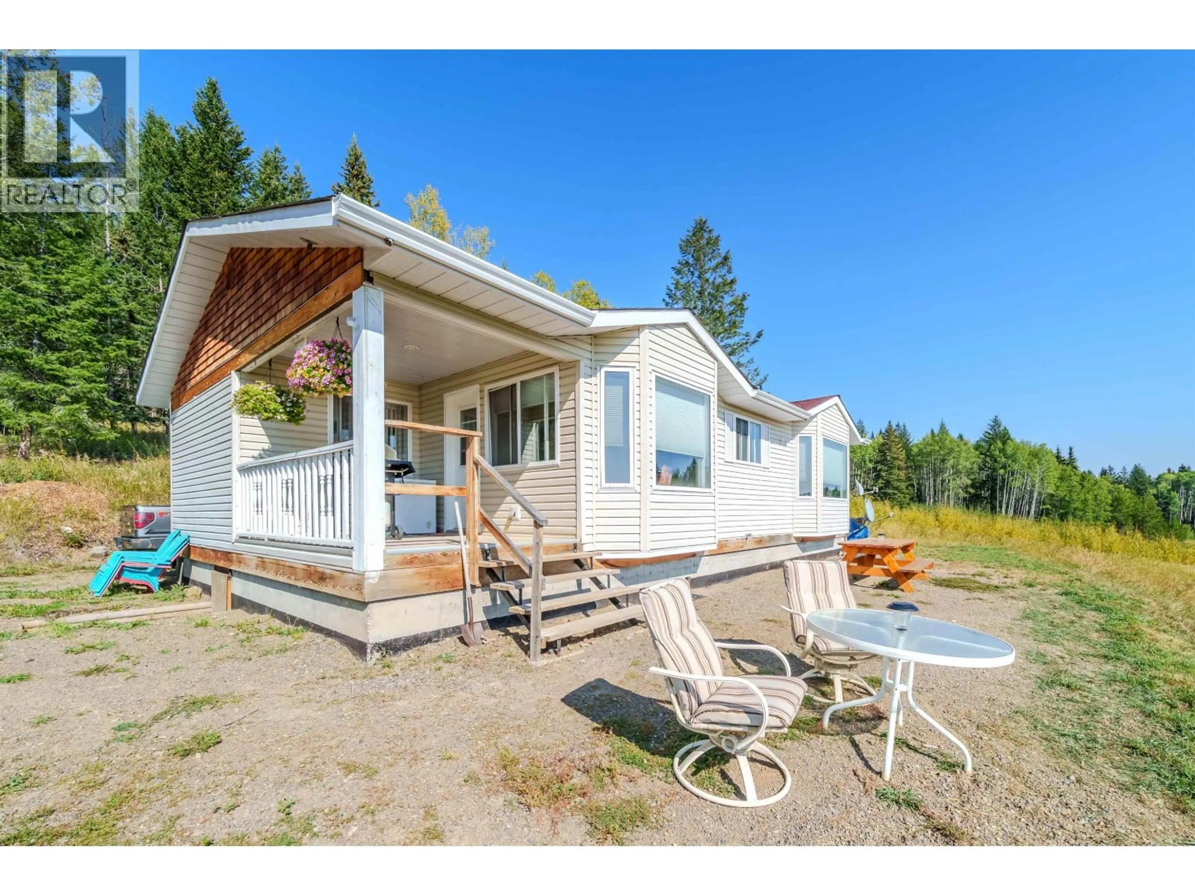 Home with vinyl exterior material, unknown for 6177 DEKA HEIGHTS ROAD, Deka Lake / Sulphurous / Hathaway Lakes British Columbia V0K1X3