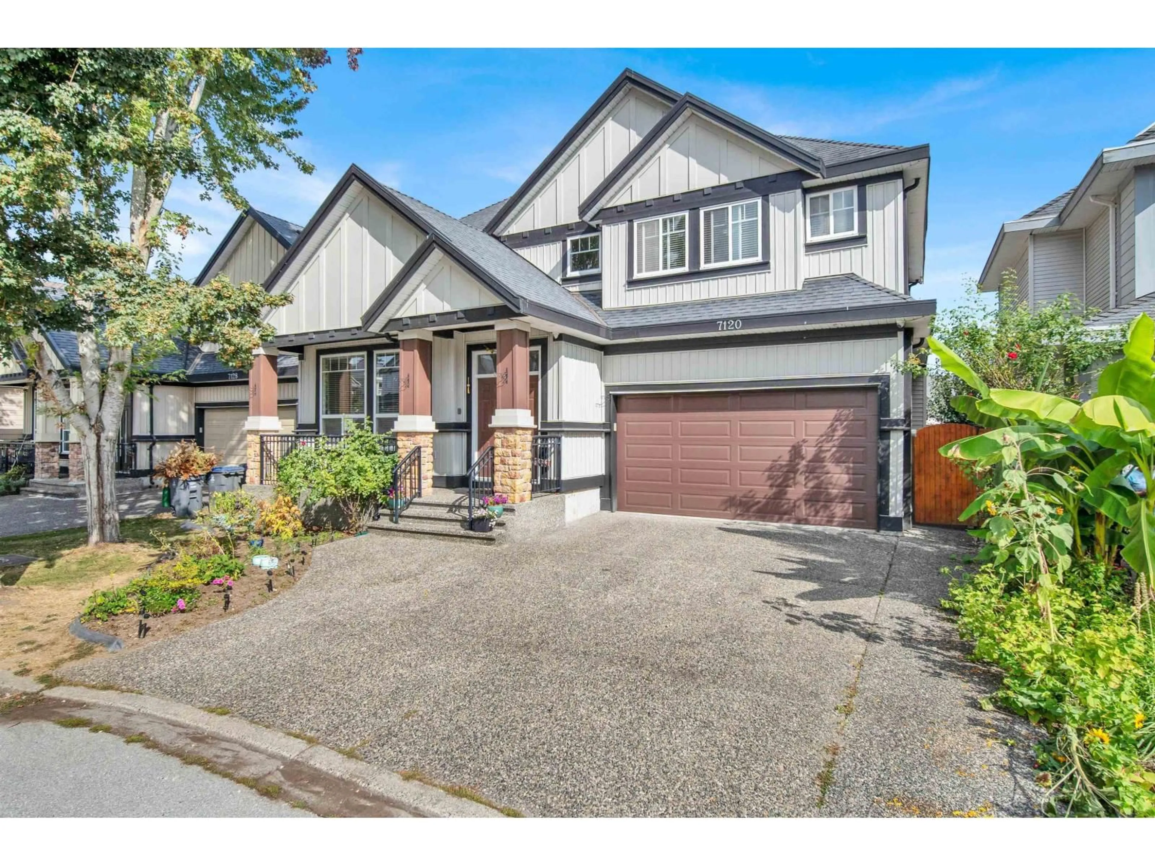 A pic from outside/outdoor area/front of a property/back of a property/a pic from drone, street for 7120 148B, Surrey British Columbia V3S0X3