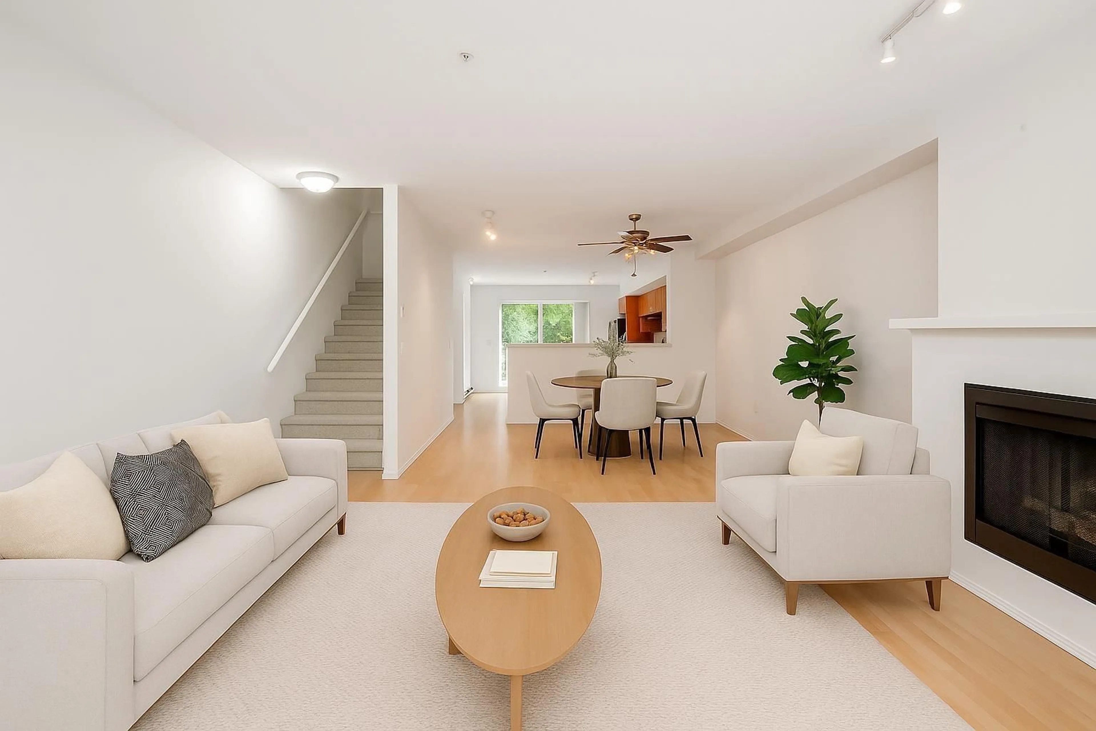 Living room with furniture, unknown for 63 - 6747 203, Langley British Columbia V2Y3B5