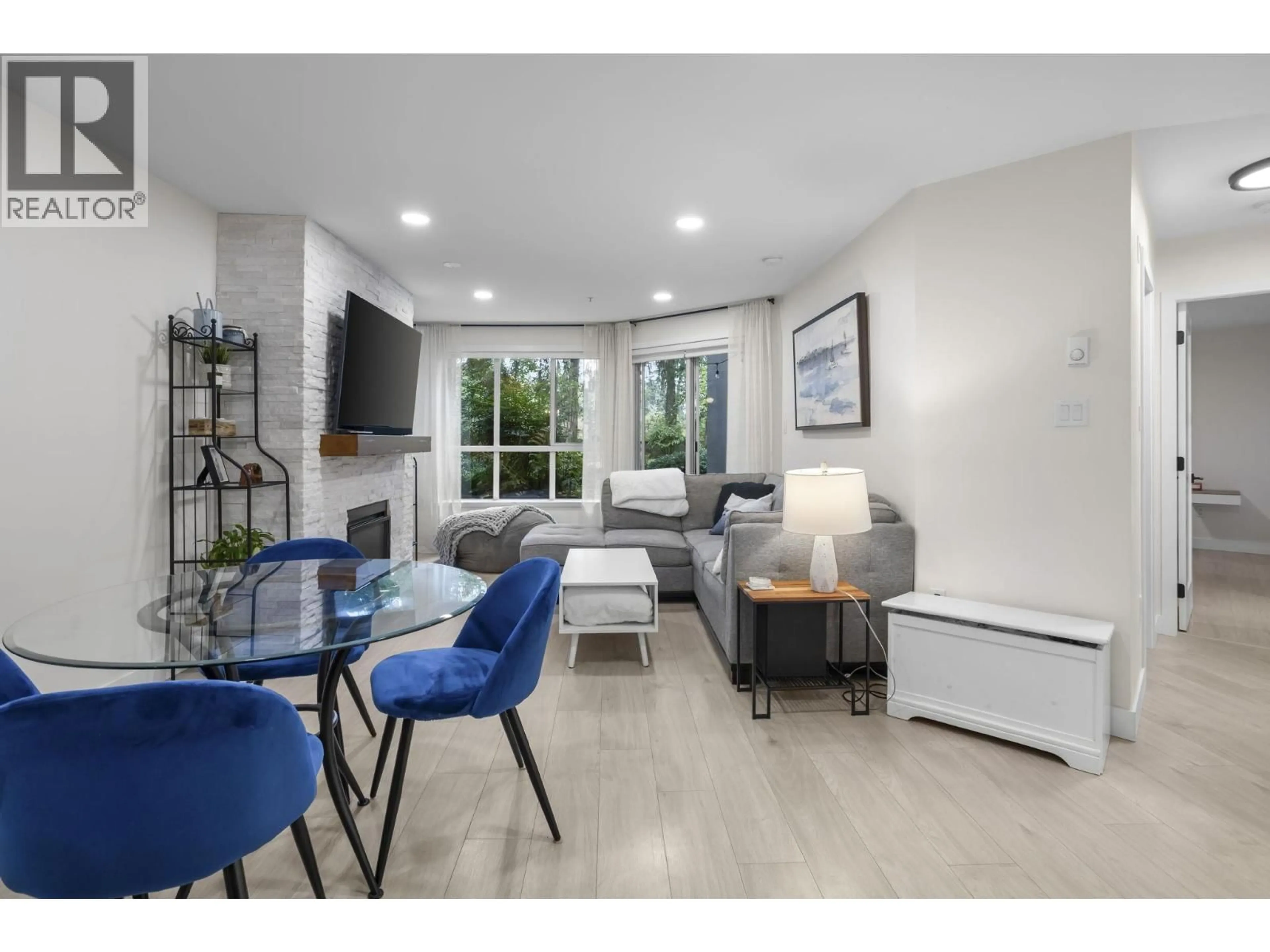 Living room with furniture, unknown for 113 - 2551 PARKVIEW LANE, Port Coquitlam British Columbia V3C6J8