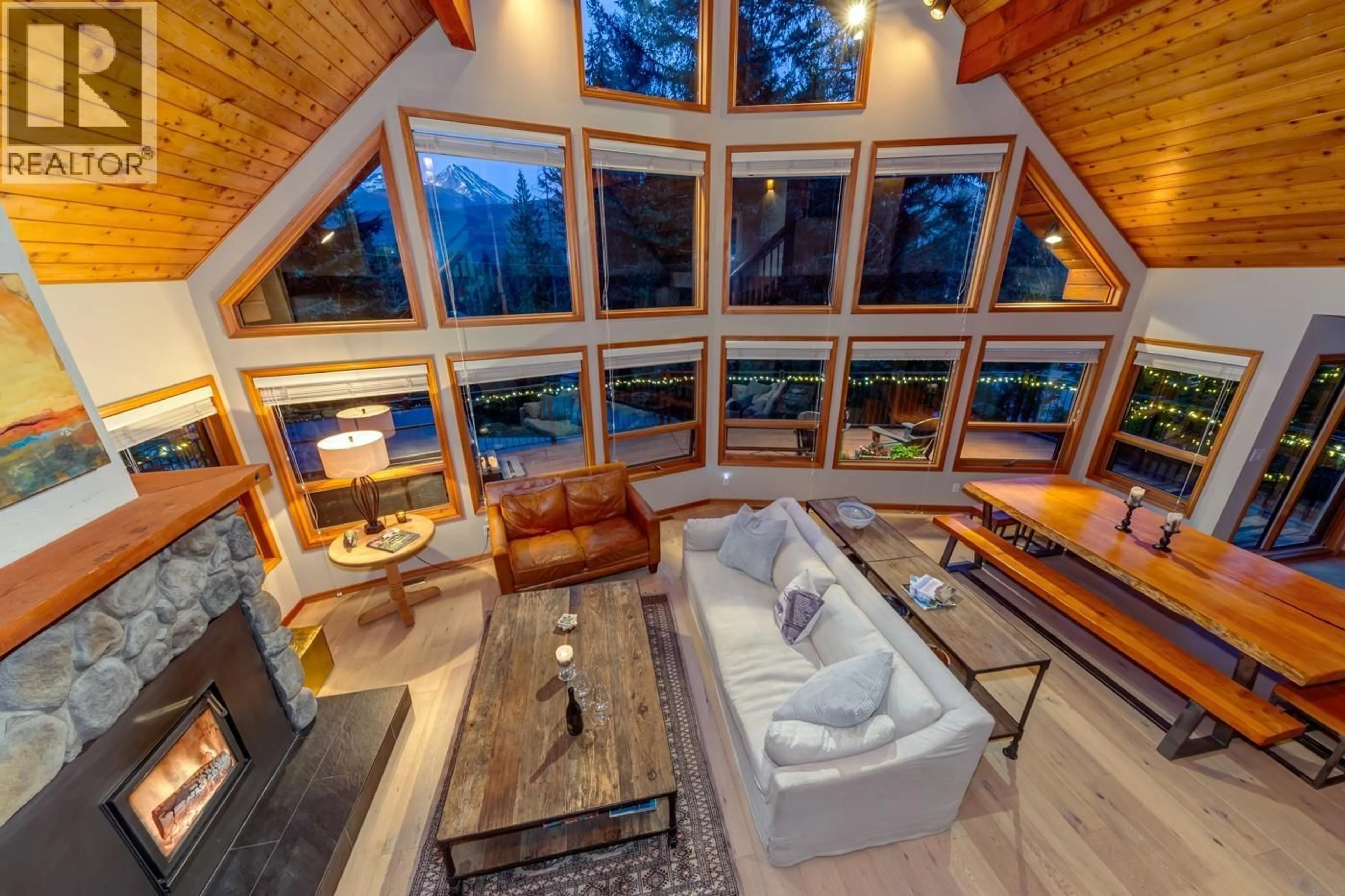 Living room with furniture, unknown for 8505 MATTERHORN DRIVE, Whistler British Columbia V8E0G1