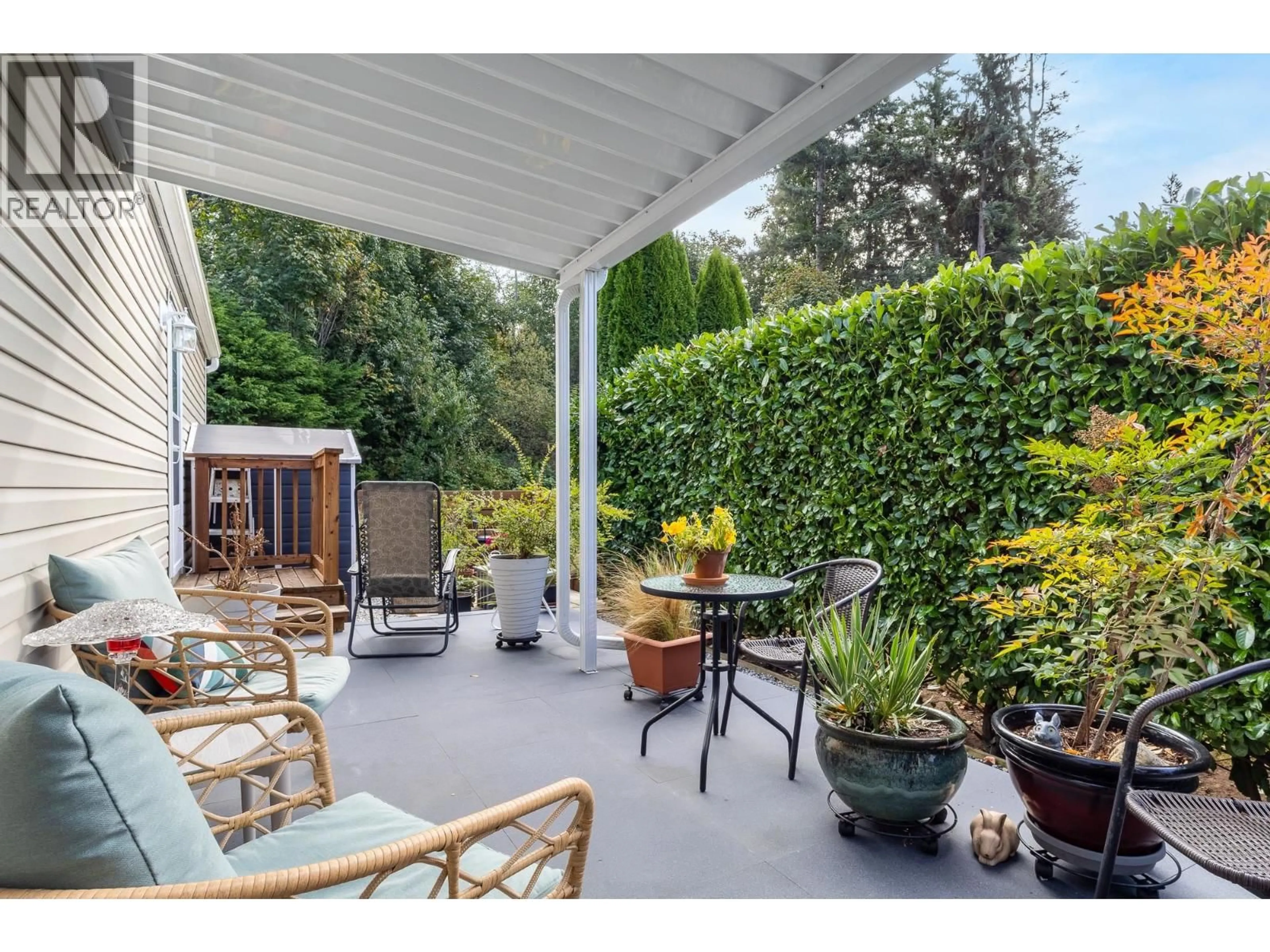 Patio, street for 23 - 4496 SUNSHINE COAST HIGHWAY, Sechelt British Columbia V7Z0C3