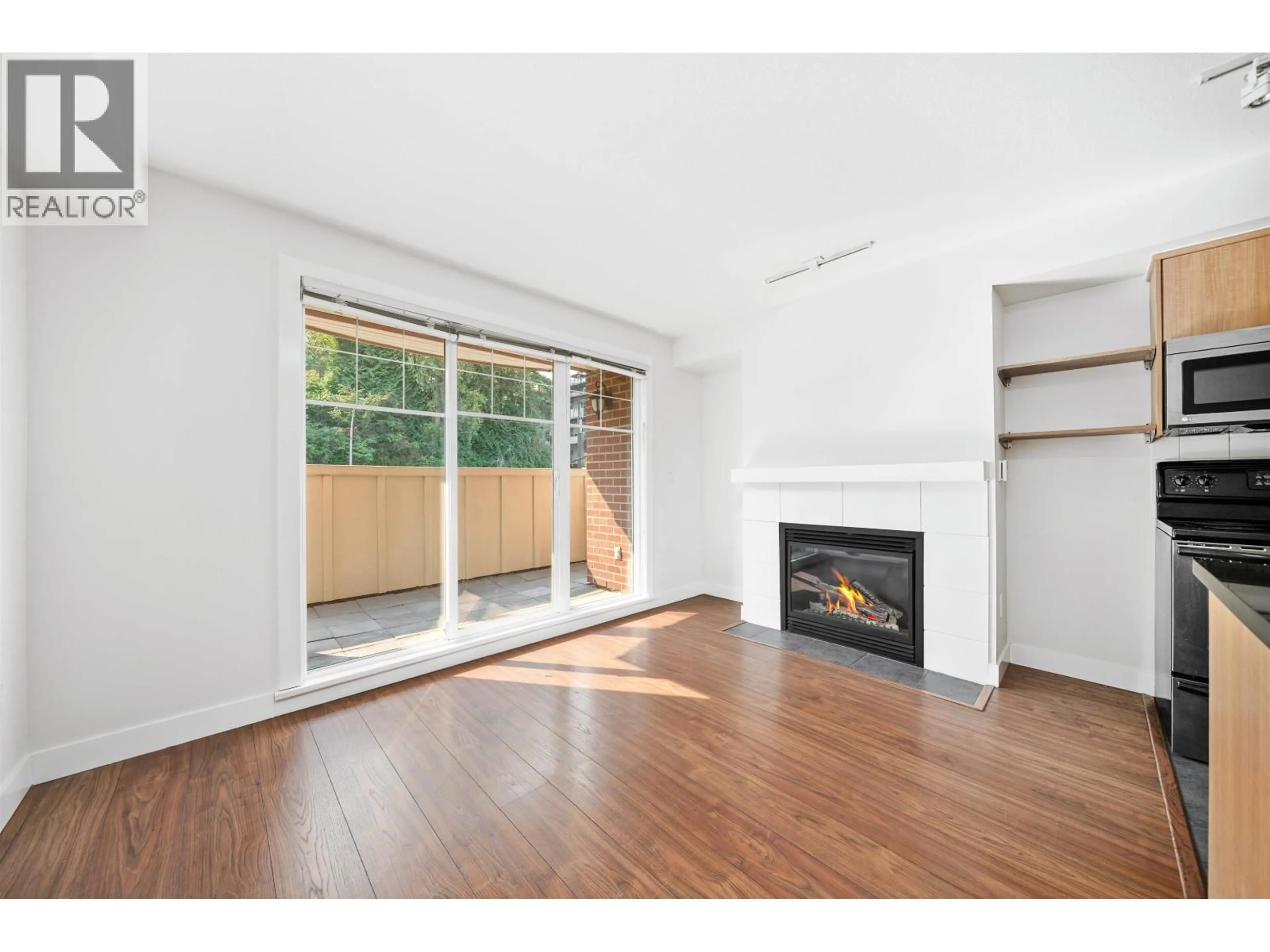 A pic of a room for 203 - 3420 ST JOHNS STREET, Port Moody British Columbia V3H0C1