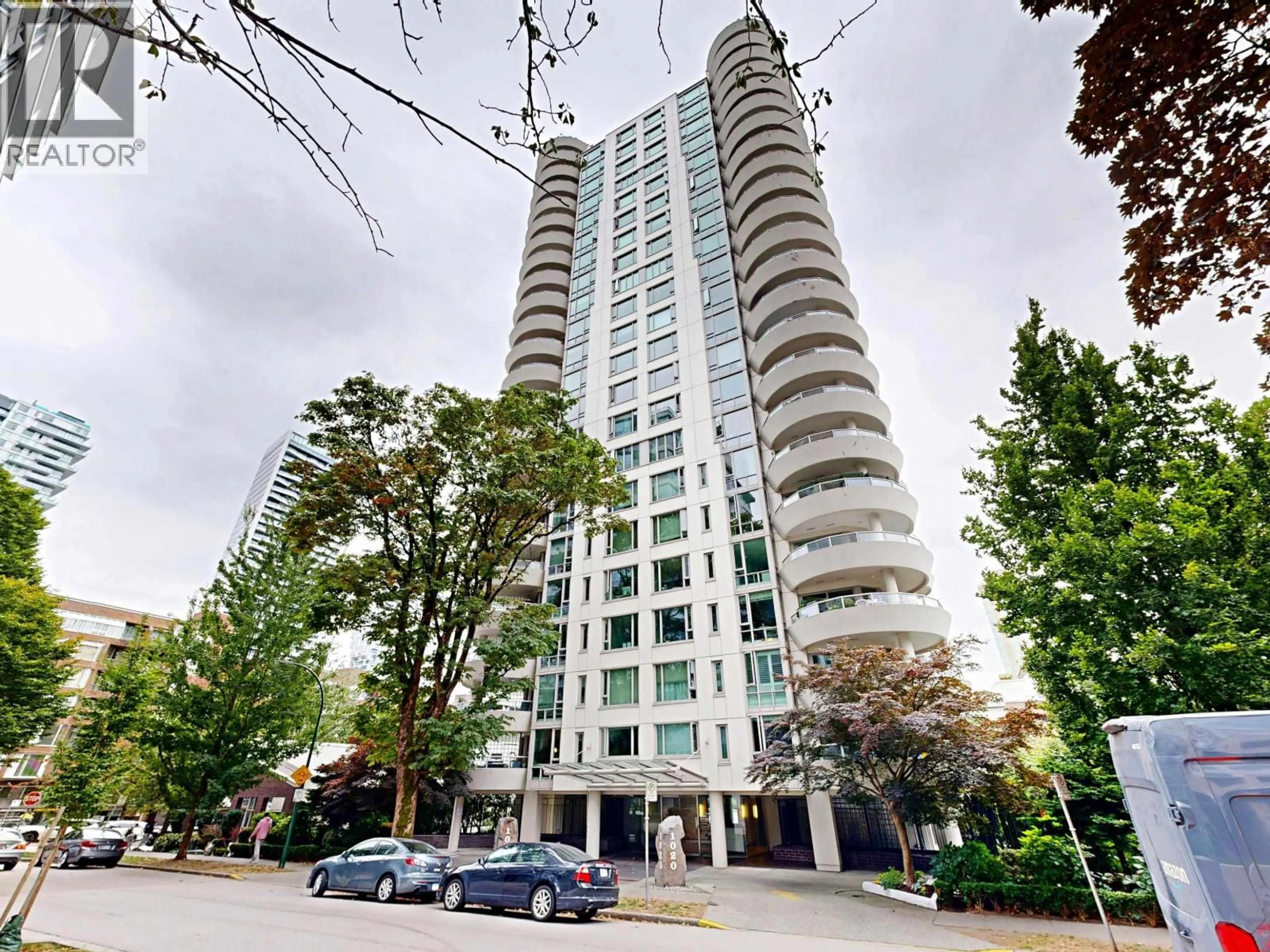 Indoor foyer for 2004 - 1020 HARWOOD STREET, Vancouver British Columbia V6E4R1